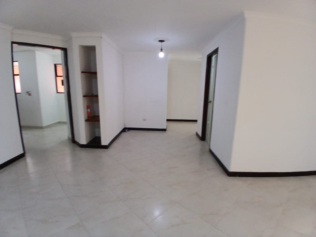 Apartamento en arriendo en Nuevos Conquistadores, San Javier, Medellín — foto 3 de 18