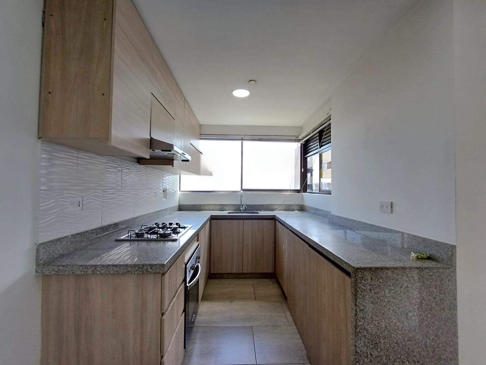 Apartamento en arriendo en Sabaneta — foto 1 de 18