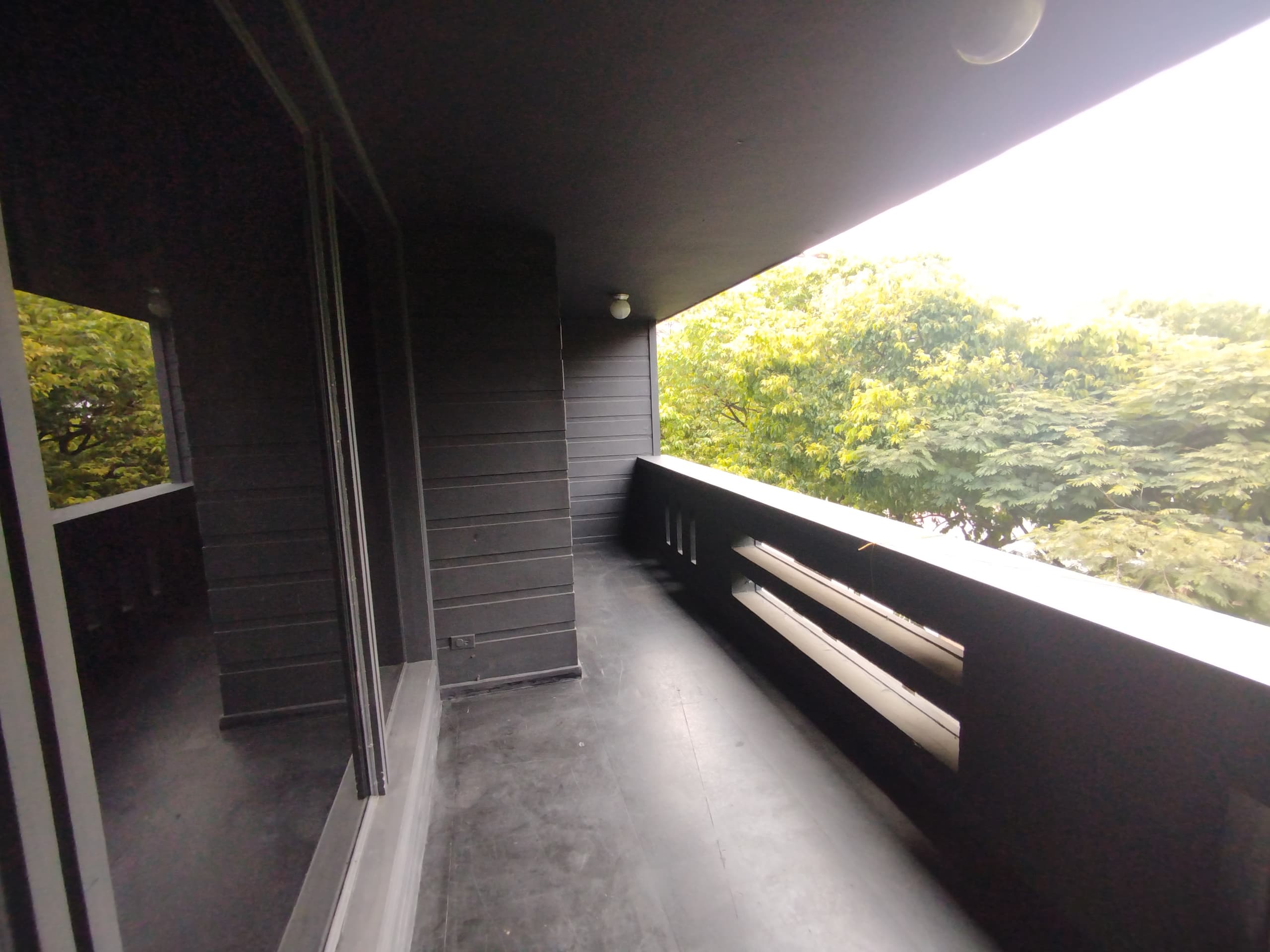 Casa Comercial en arriendo en Laureles, Medellín — foto 3 de 20