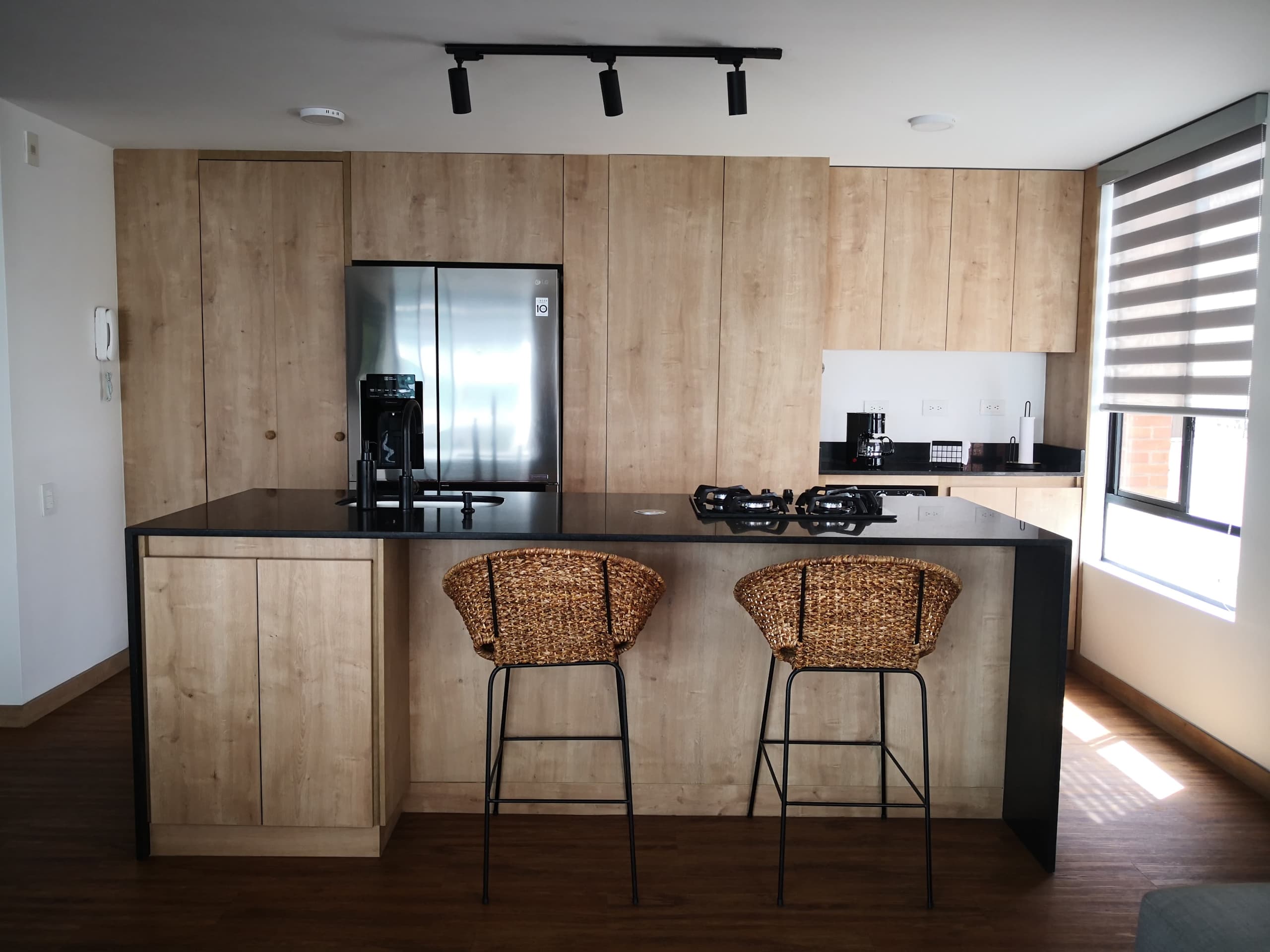 Apartamento en arriendo en Milla De Oro, Poblado, Medellín — foto 3 de 20
