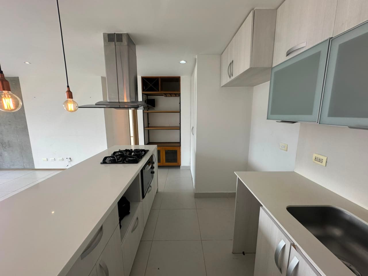 Apartamento en arriendo en El Esmeraldal, Envigado — foto 2 de 15