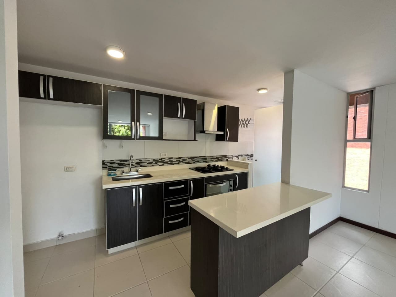 Apartamento en arriendo en El Esmeraldal, Envigado — foto 2 de 13