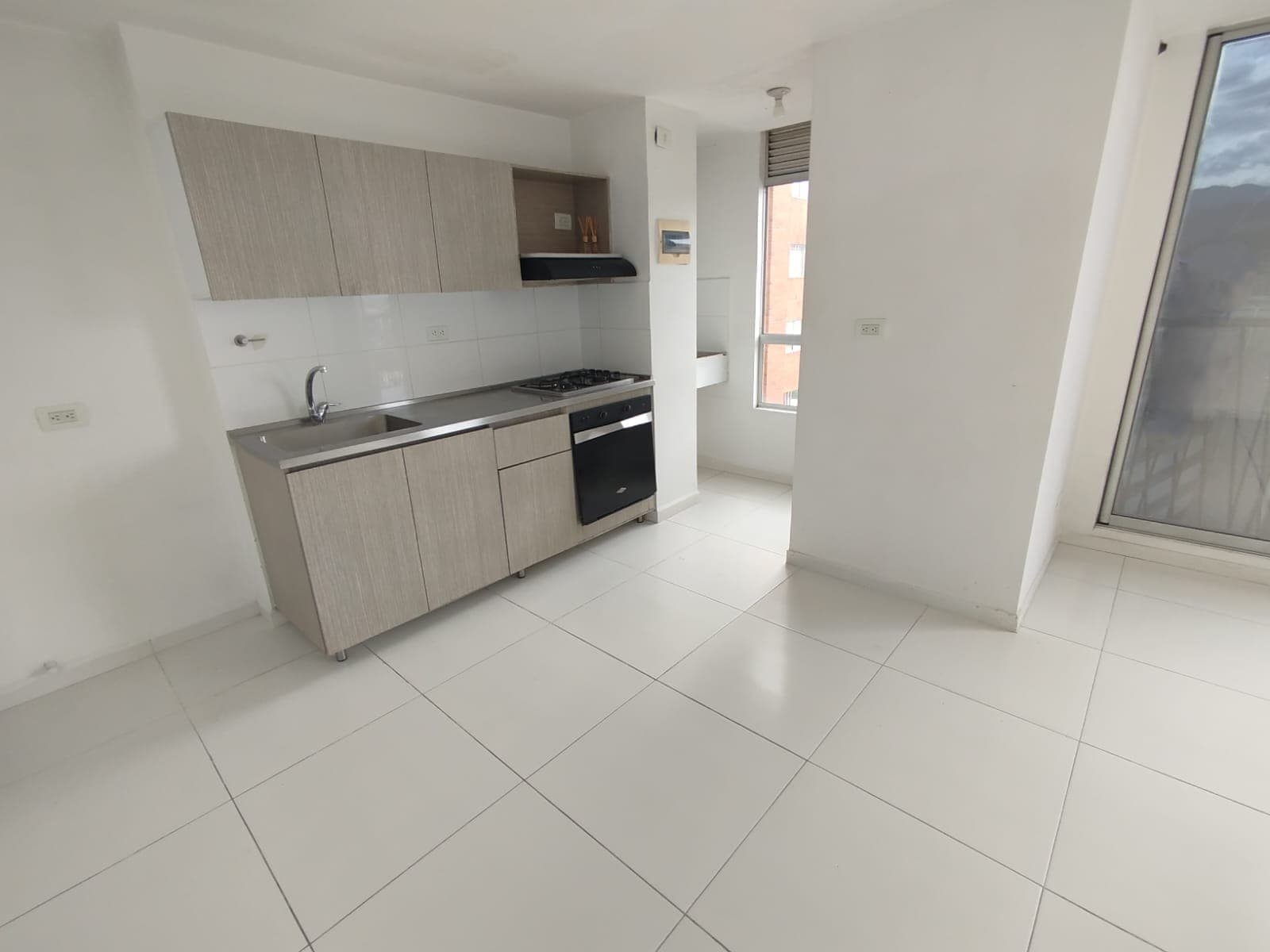 Apartamento en arriendo en Mayorca, Envigado — foto 1 de 20
