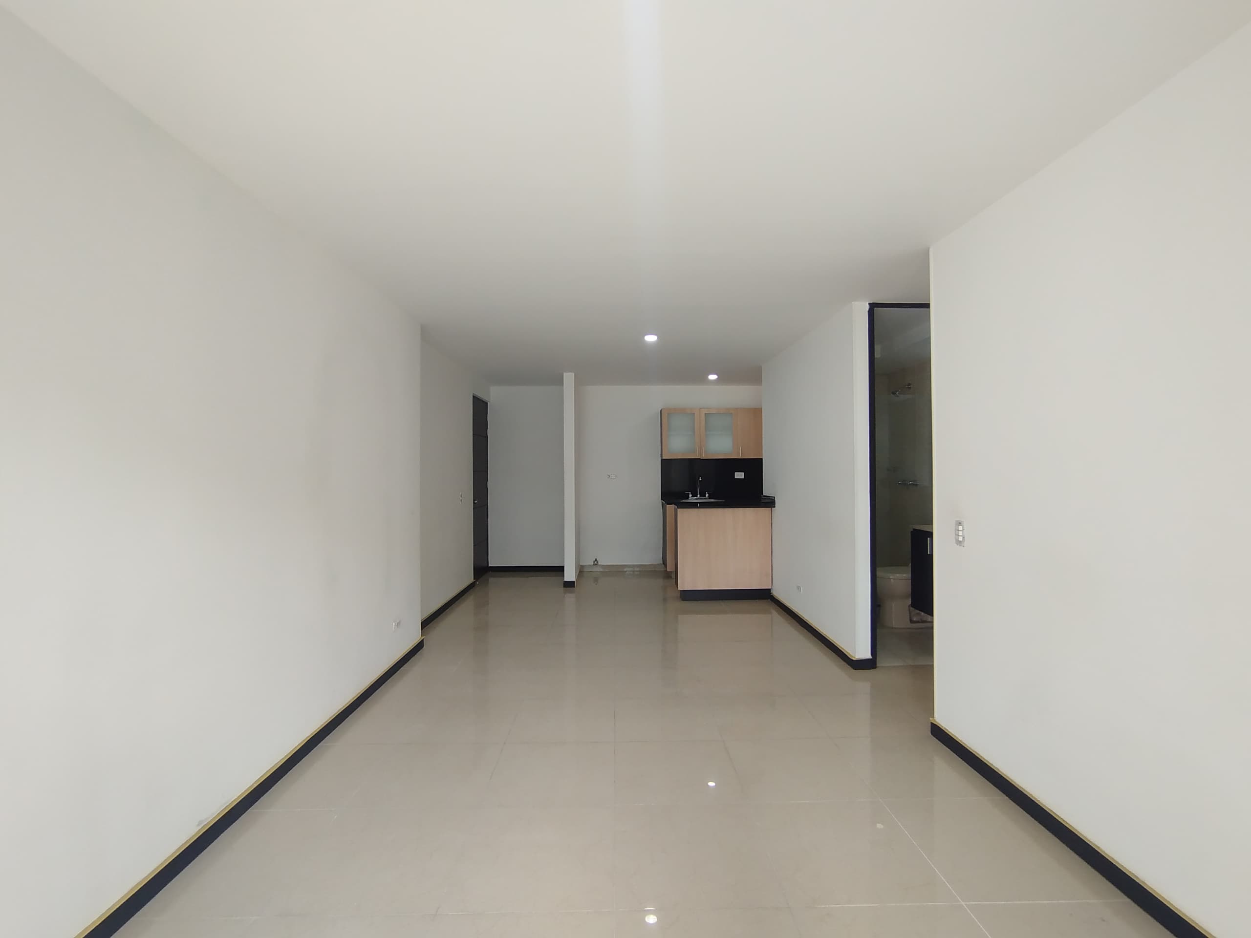 Apartamento en arriendo en Los Gonzalez, Poblado, Medellín — foto 3 de 20