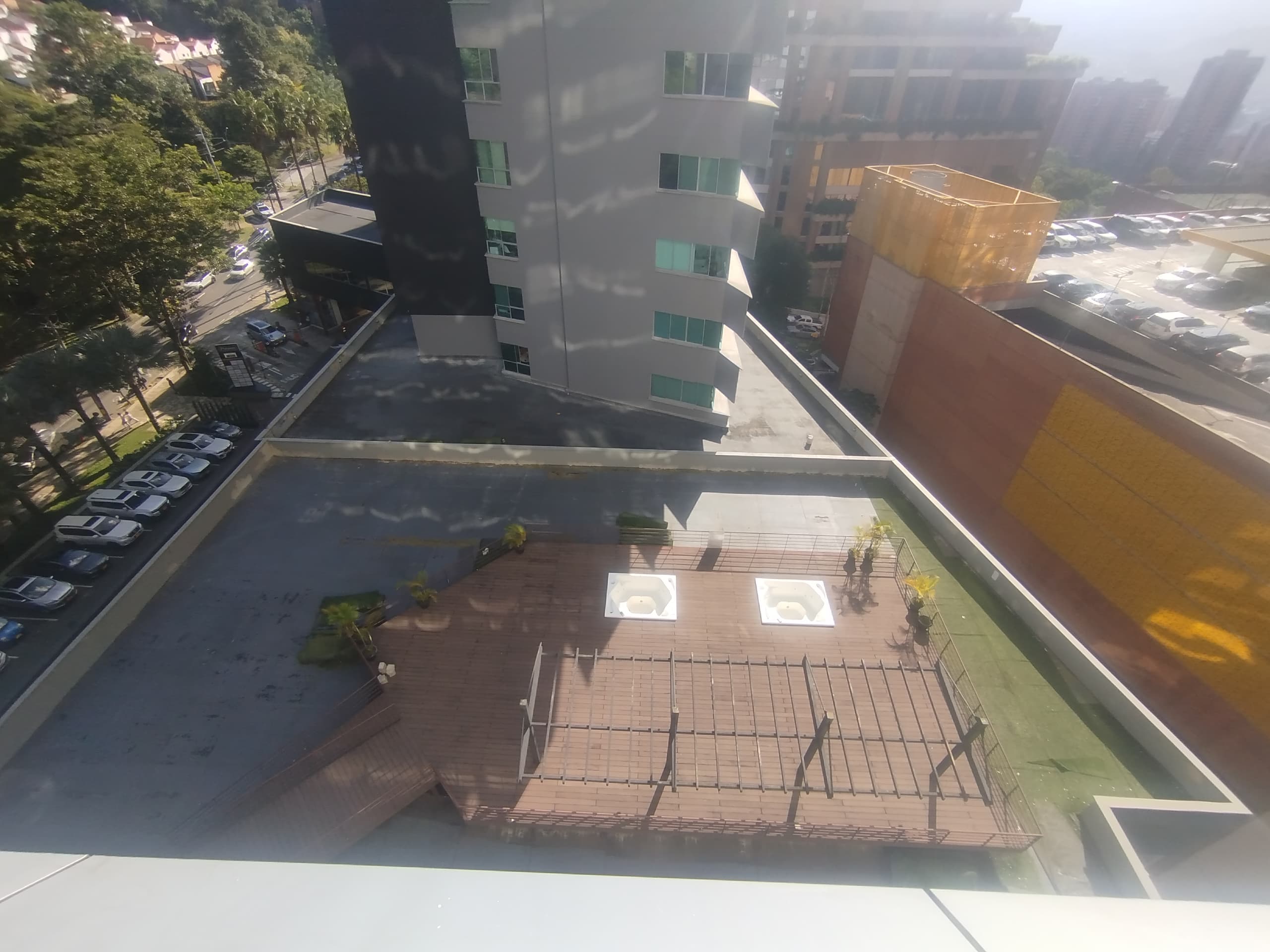 Apartamento en arriendo en El Tesoro, Poblado, Medellín — foto 3 de 15