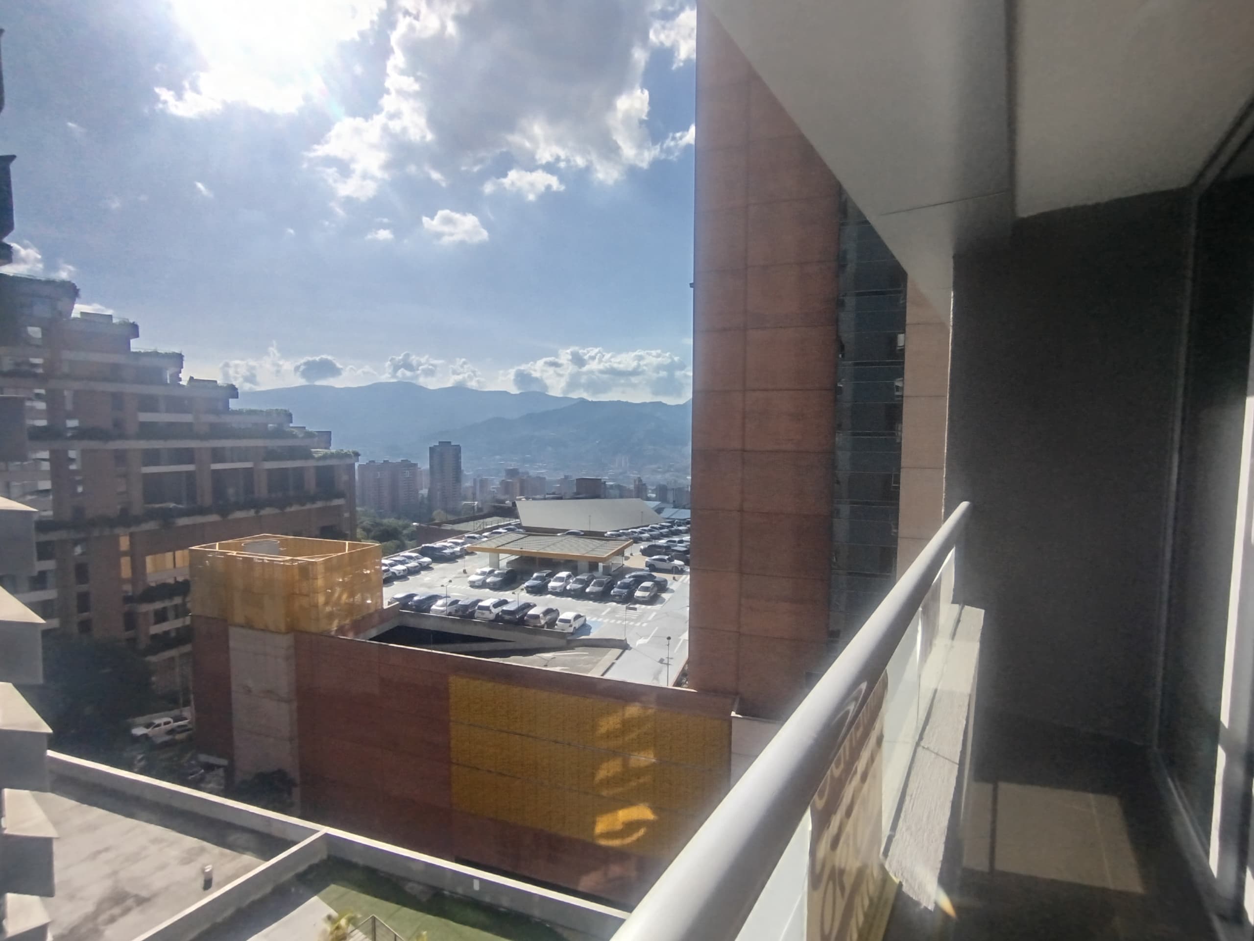 Apartamento en arriendo en El Tesoro, Poblado, Medellín — foto 4 de 15