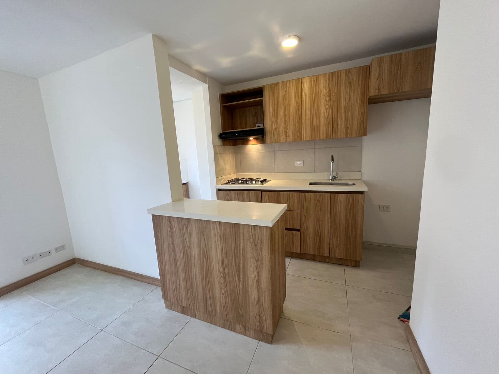 Apartamento en arriendo en Niquia, Bello — foto 1 de 14