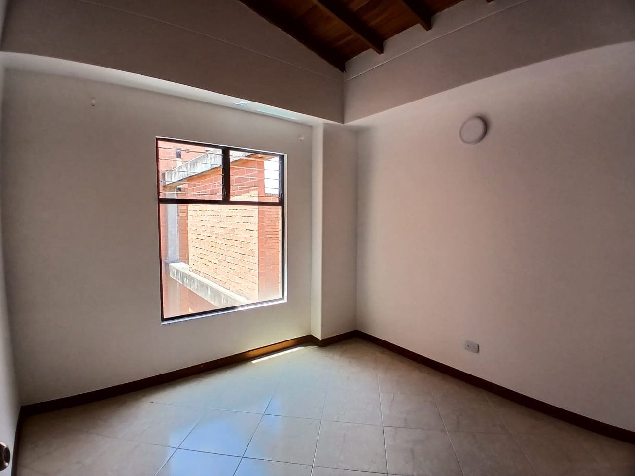 Apartamento en arriendo en Los Conquistadores, Laureles, Medellín — foto 5 de 12