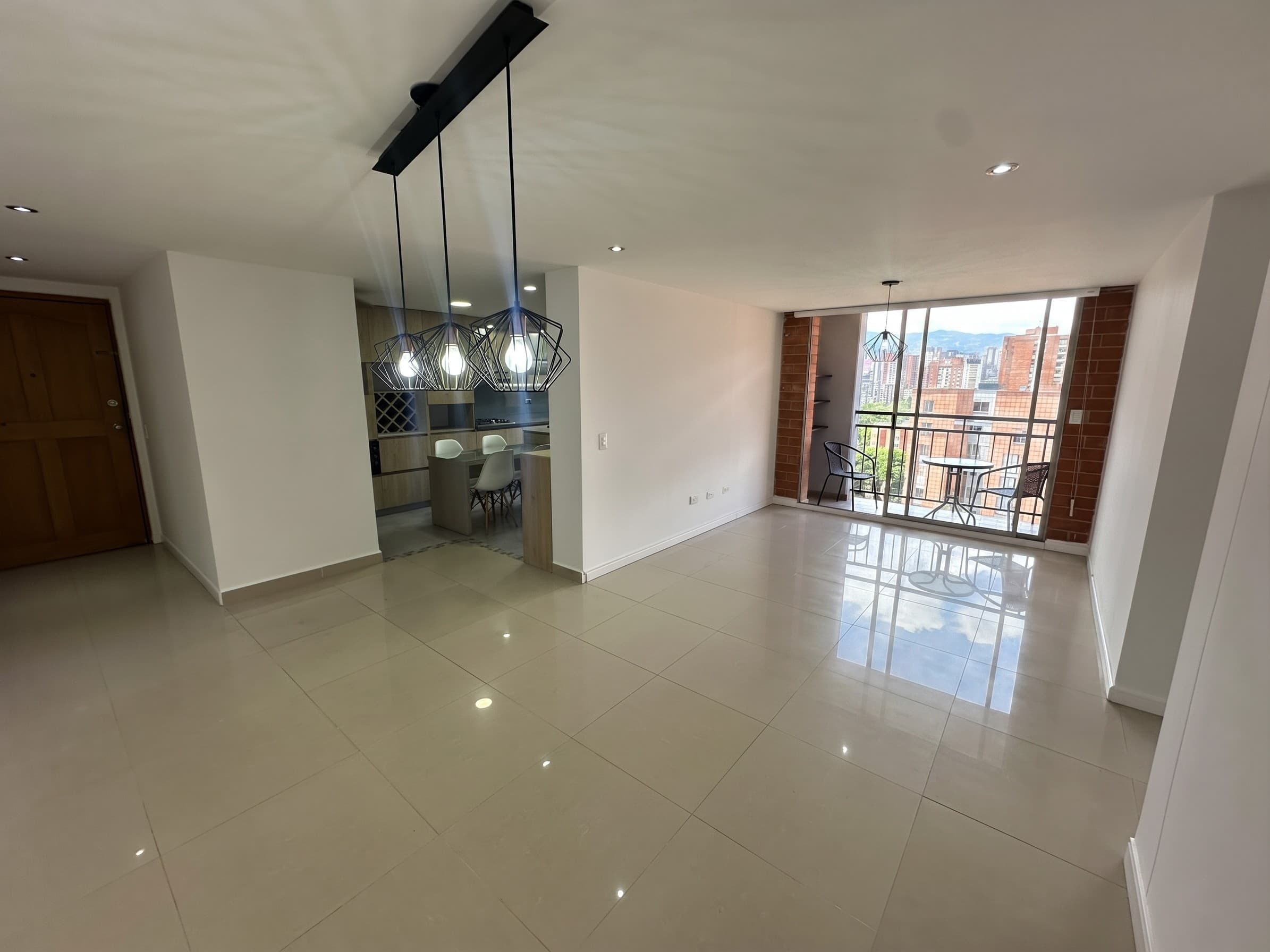Apartamento en arriendo en Otra Parte, Envigado — foto 2 de 20