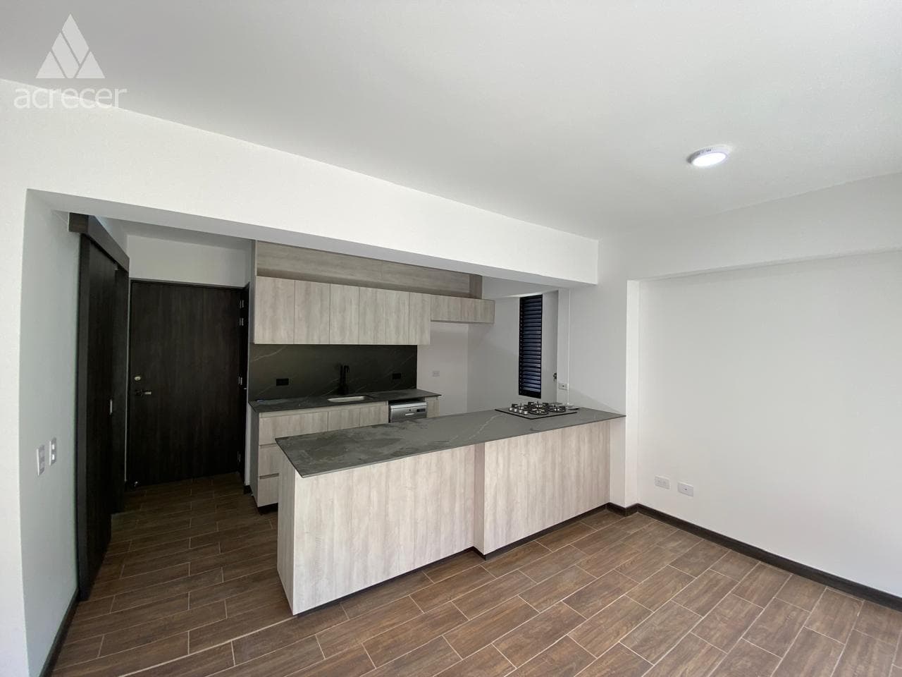 Apartamento en arriendo en Retiro — foto 1 de 15