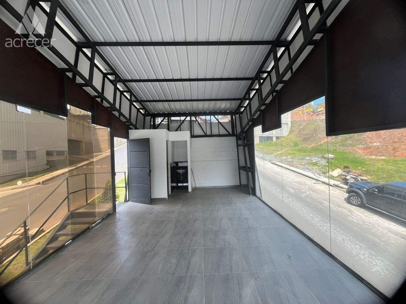 Local en arriendo en Caldas — foto 3 de 17