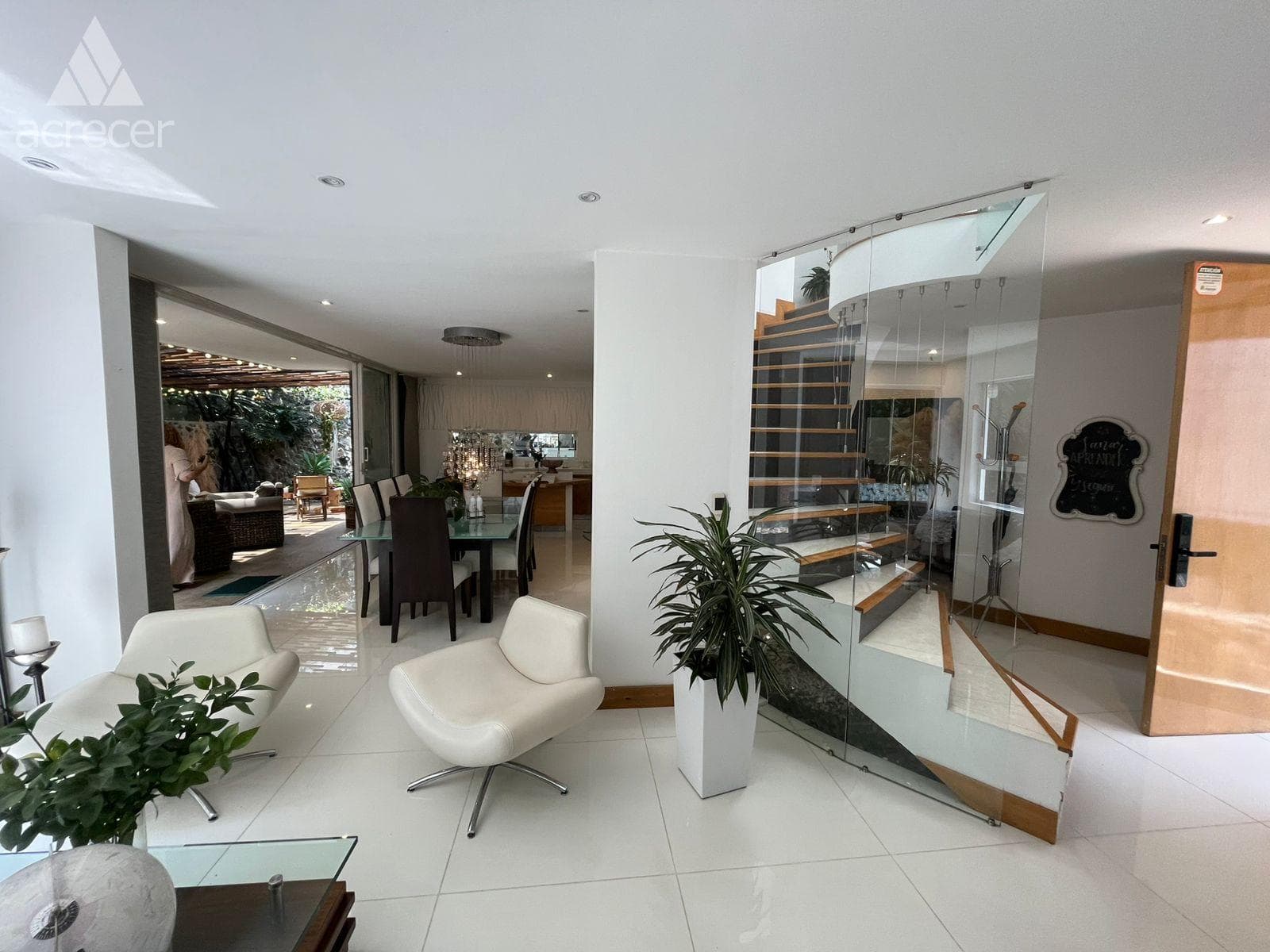 Casa Vivienda en arriendo en Loma de las Brujas, Envigado — foto 3 de 20
