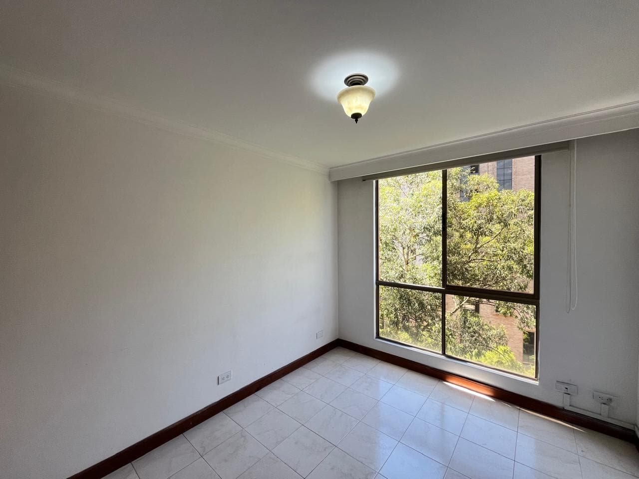 Apartamento en arriendo en Milla De Oro, Poblado, Medellín — foto 2 de 15