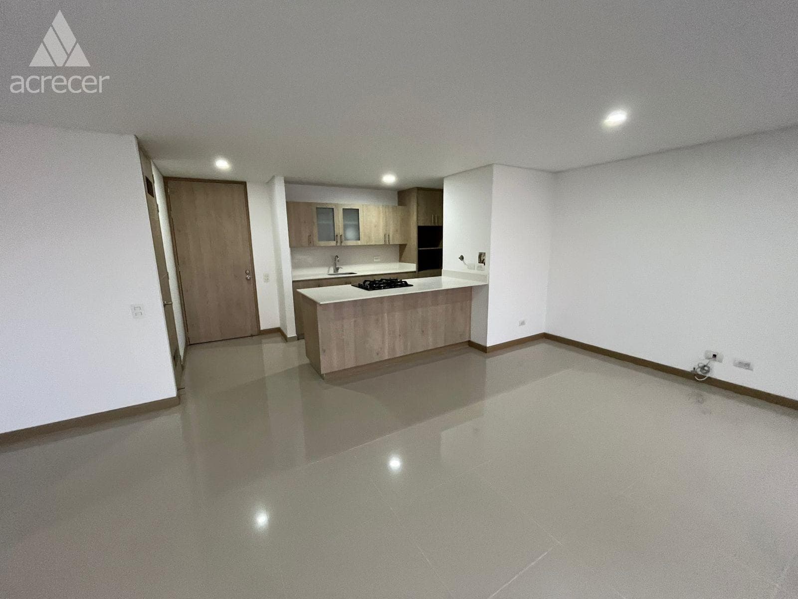 Apartamento en arriendo en El Esmeraldal, Envigado — foto 2 de 16