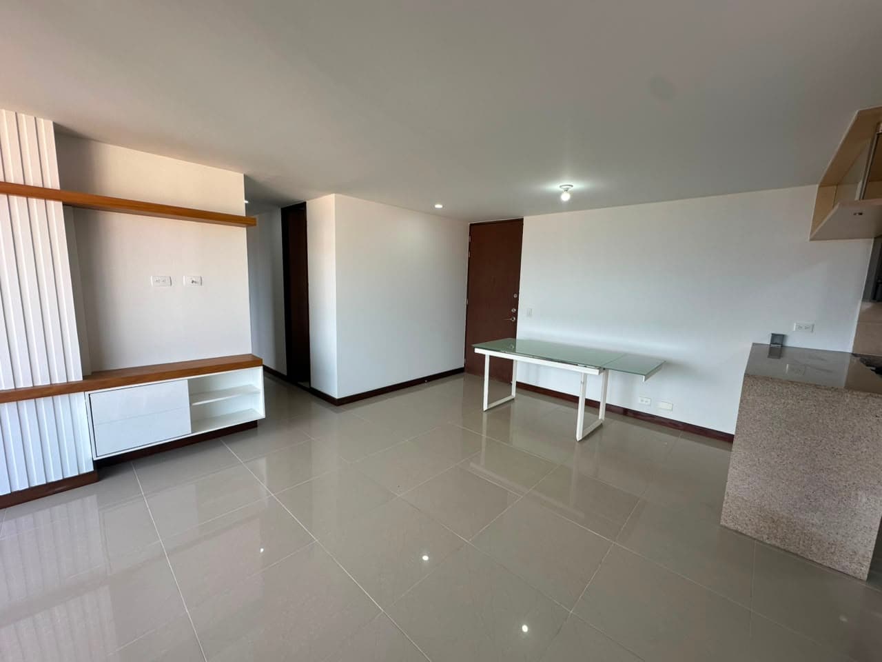 Apartamento en arriendo en El Esmeraldal, Envigado — foto 4 de 18
