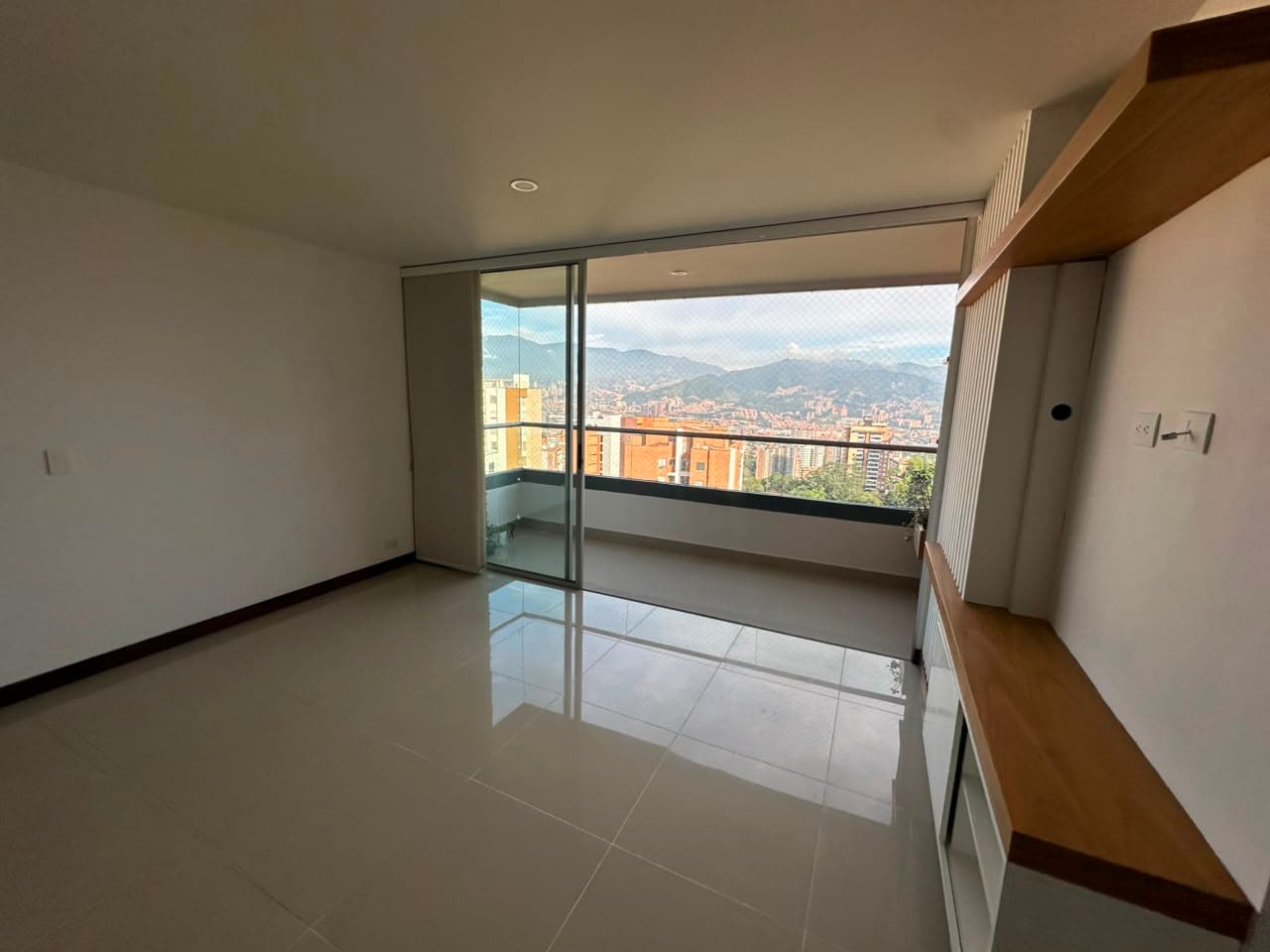 Apartamento en arriendo en El Esmeraldal, Envigado — foto 5 de 18