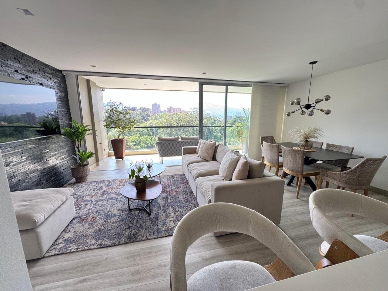 Apartamento en arriendo en Transversal Intermedia, Poblado, Medellín — foto 4 de 20