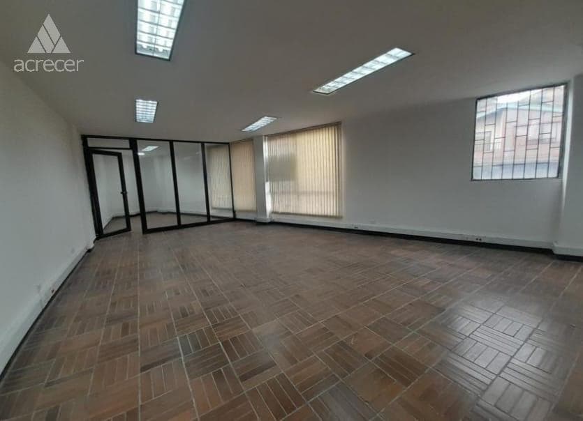 Local en arriendo en Caribe, Medellín — foto 1 de 5