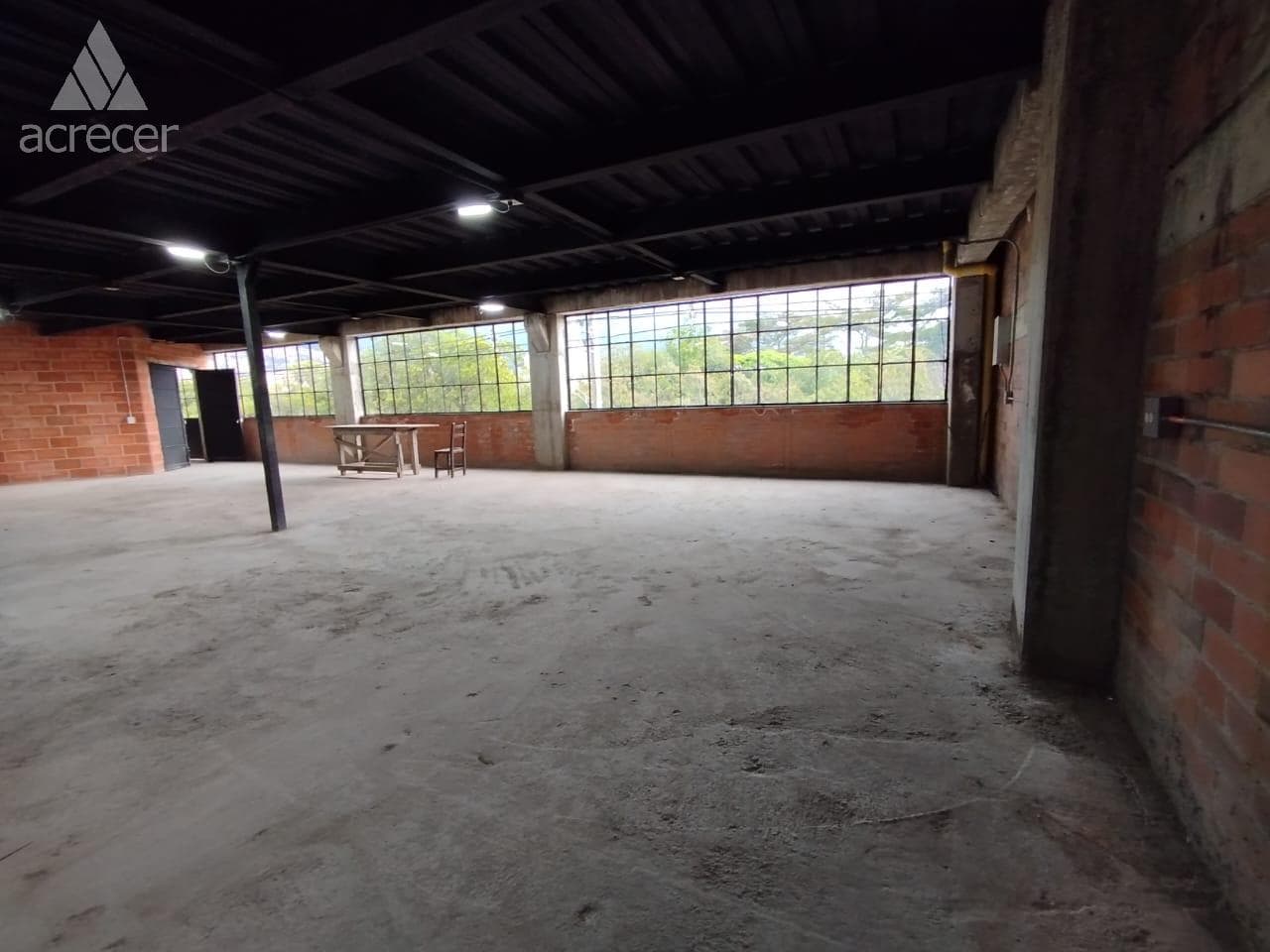 Bodega en arriendo en La Candelaria, Centro, Medellín — foto 4 de 9