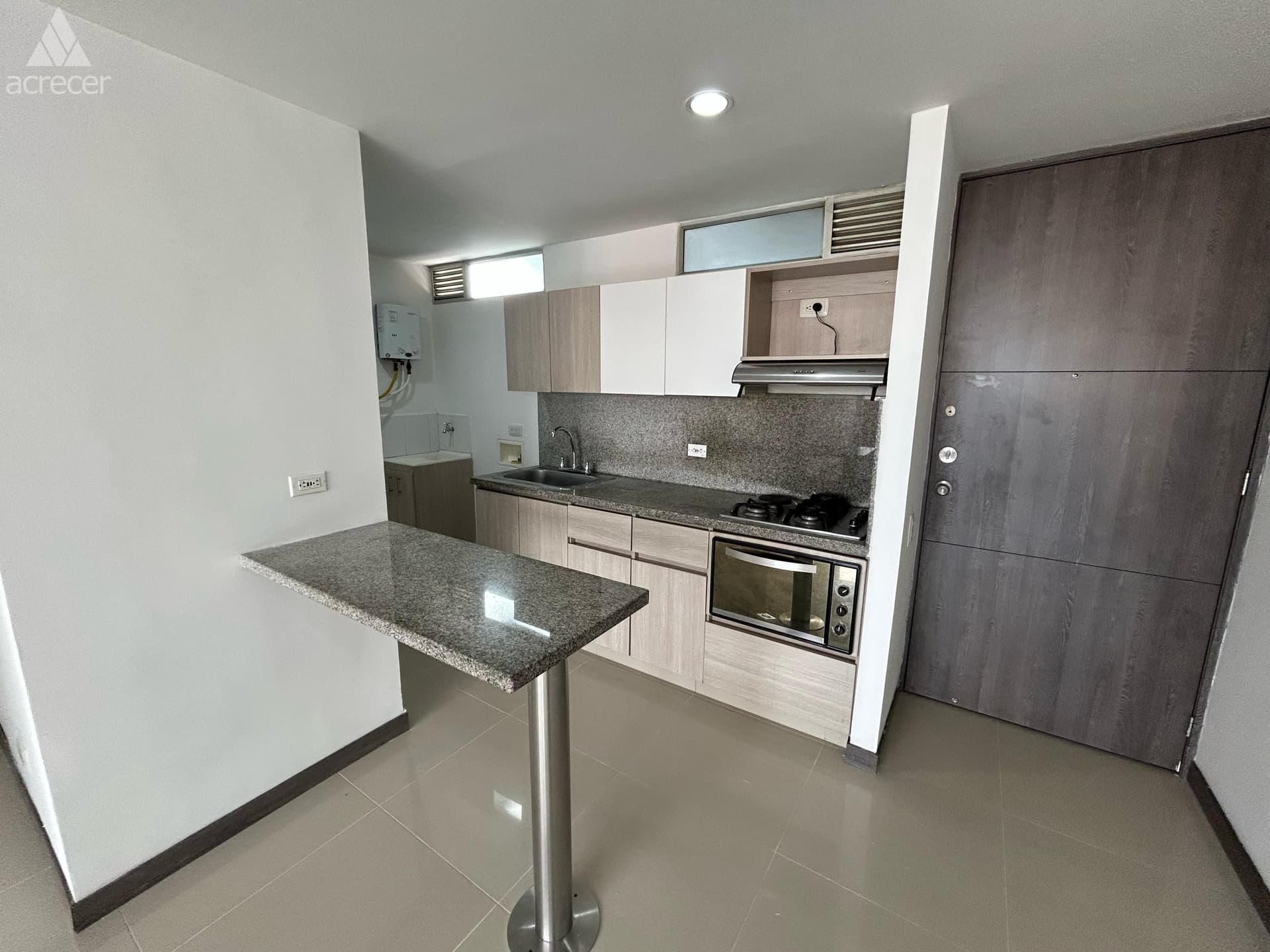 Apartamento en arriendo en Sabaneta — foto 1 de 18