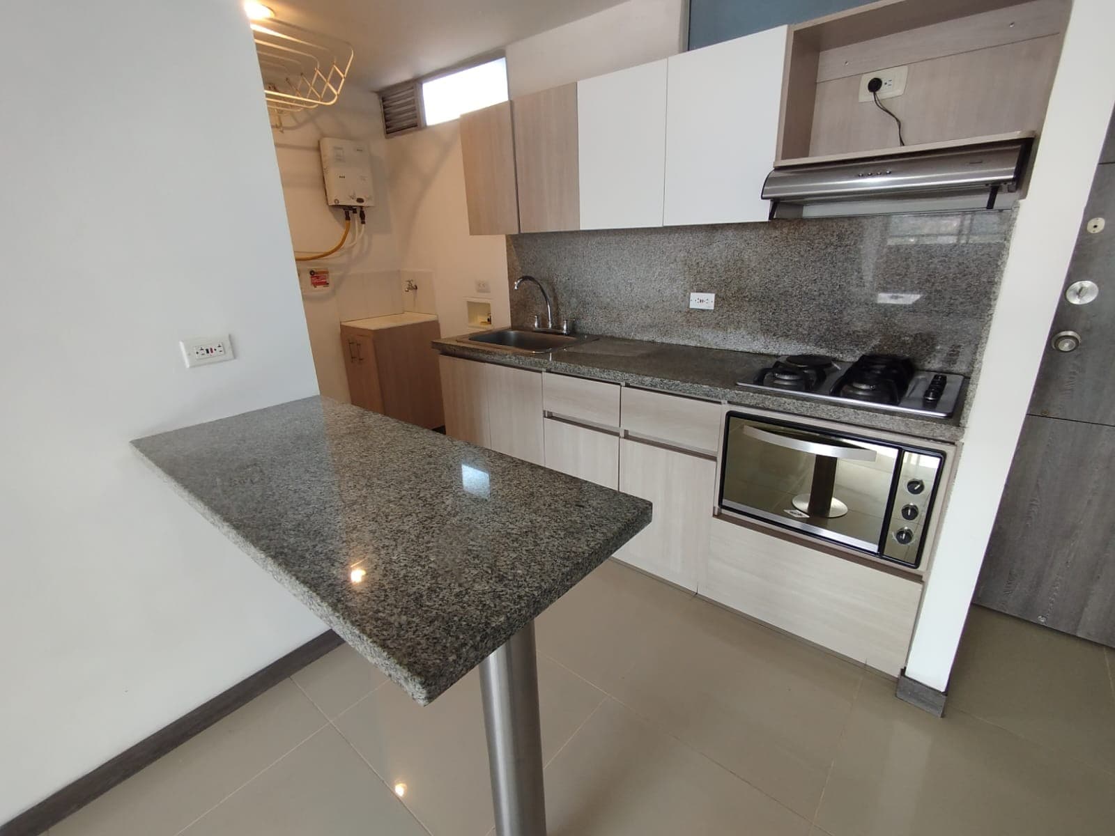 Apartamento en arriendo en Sabaneta — foto 2 de 18