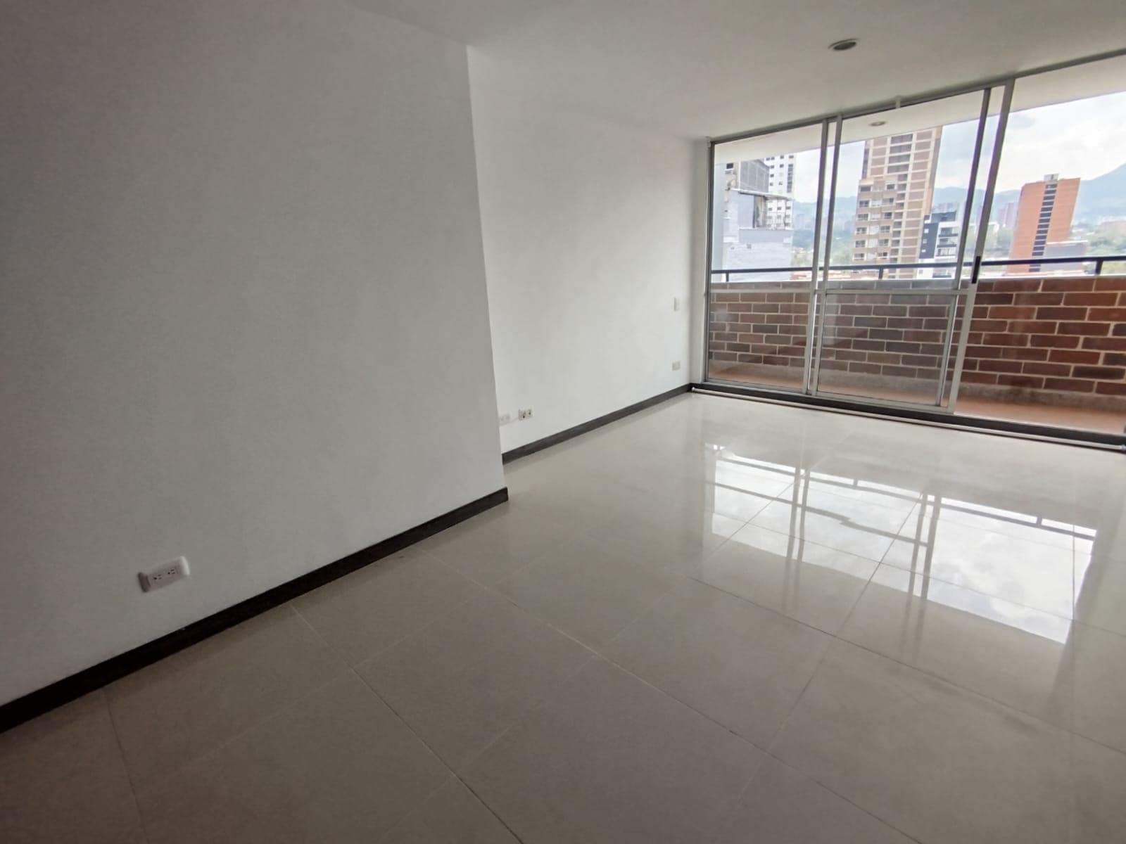 Apartamento en arriendo en Sabaneta — foto 4 de 18
