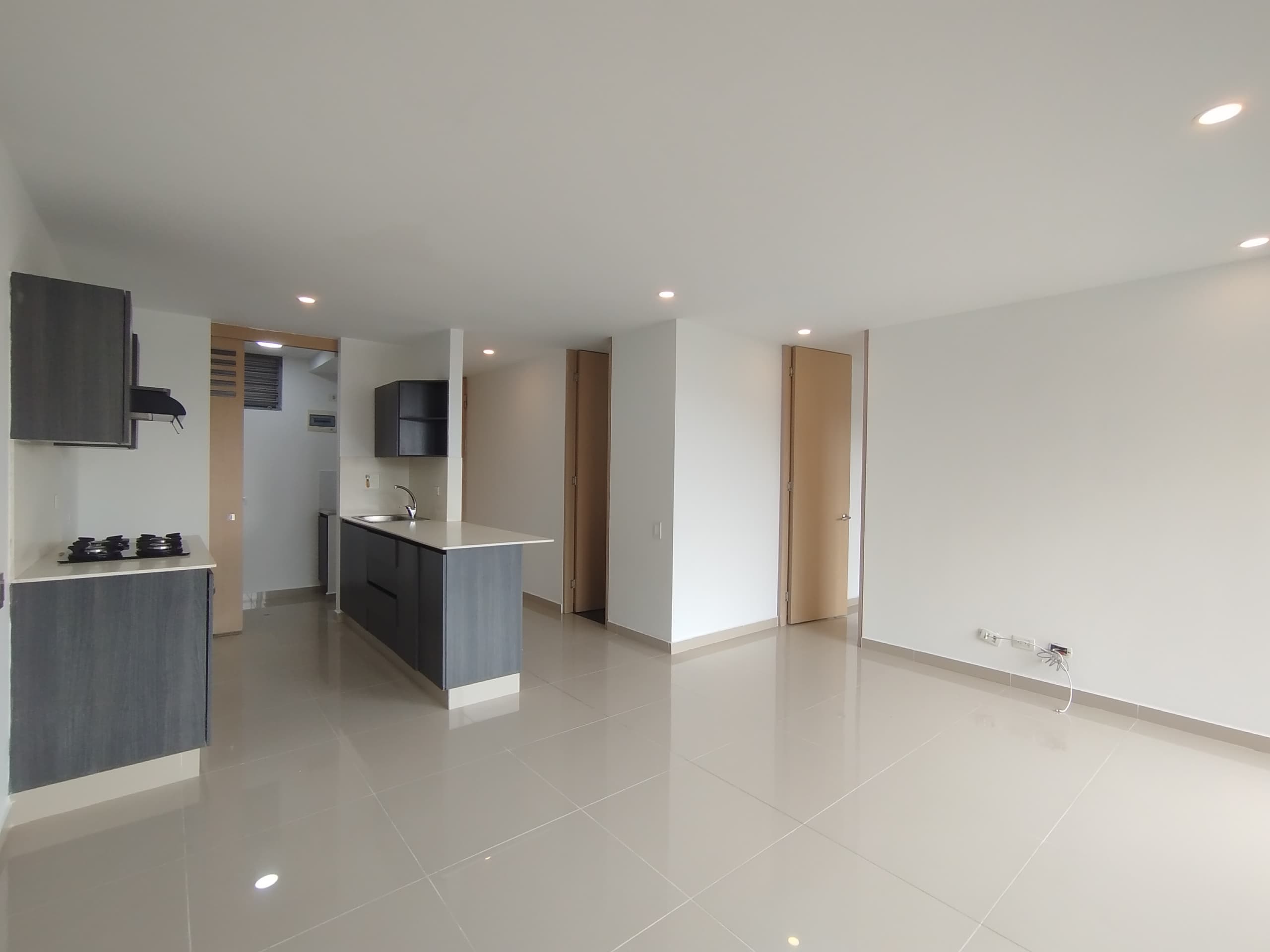 Apartamento en arriendo en Los Gonzalez, Poblado, Medellín — foto 2 de 20