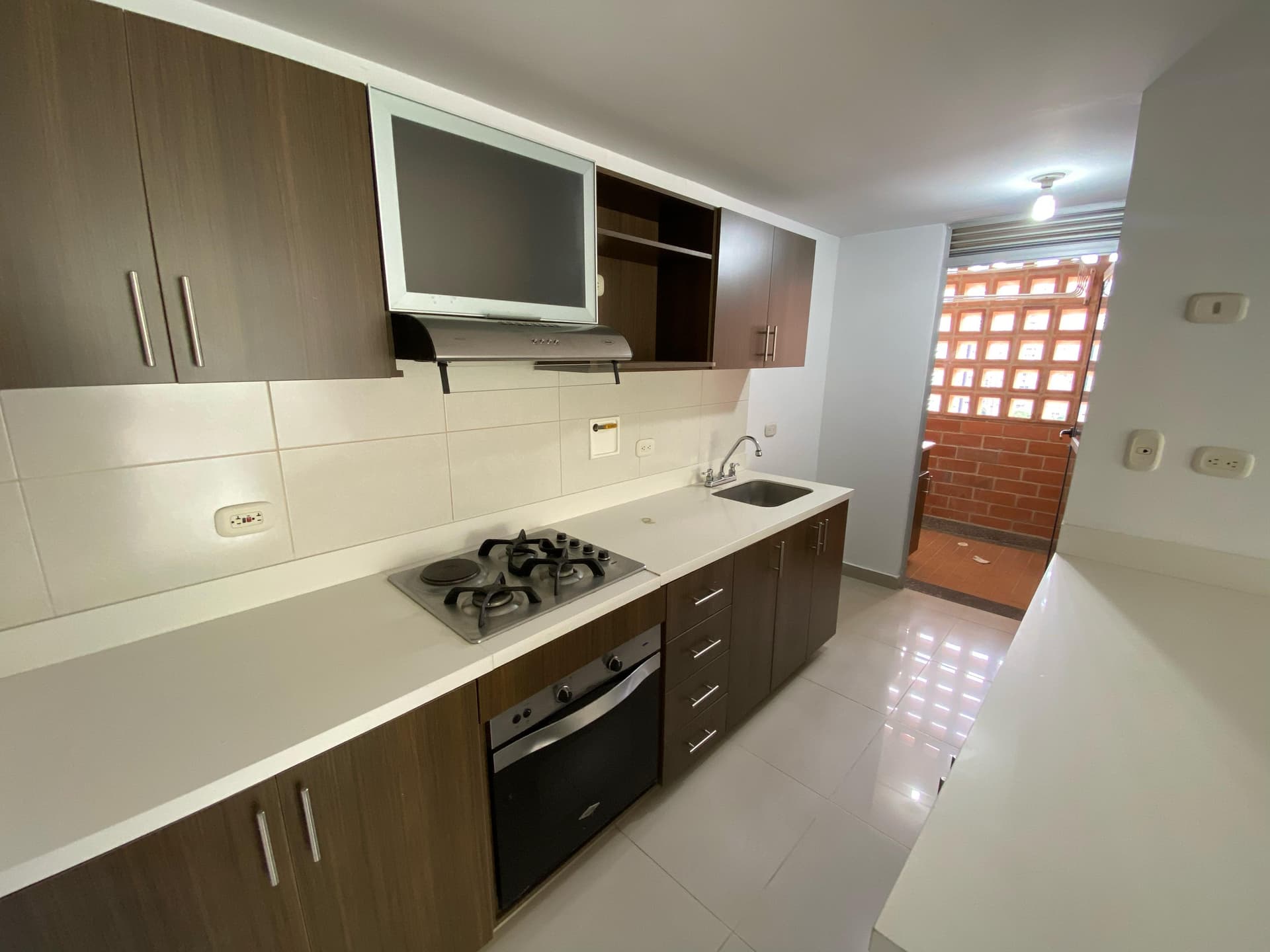 Apartamento en arriendo en San Jose, Sabaneta — foto 1 de 20