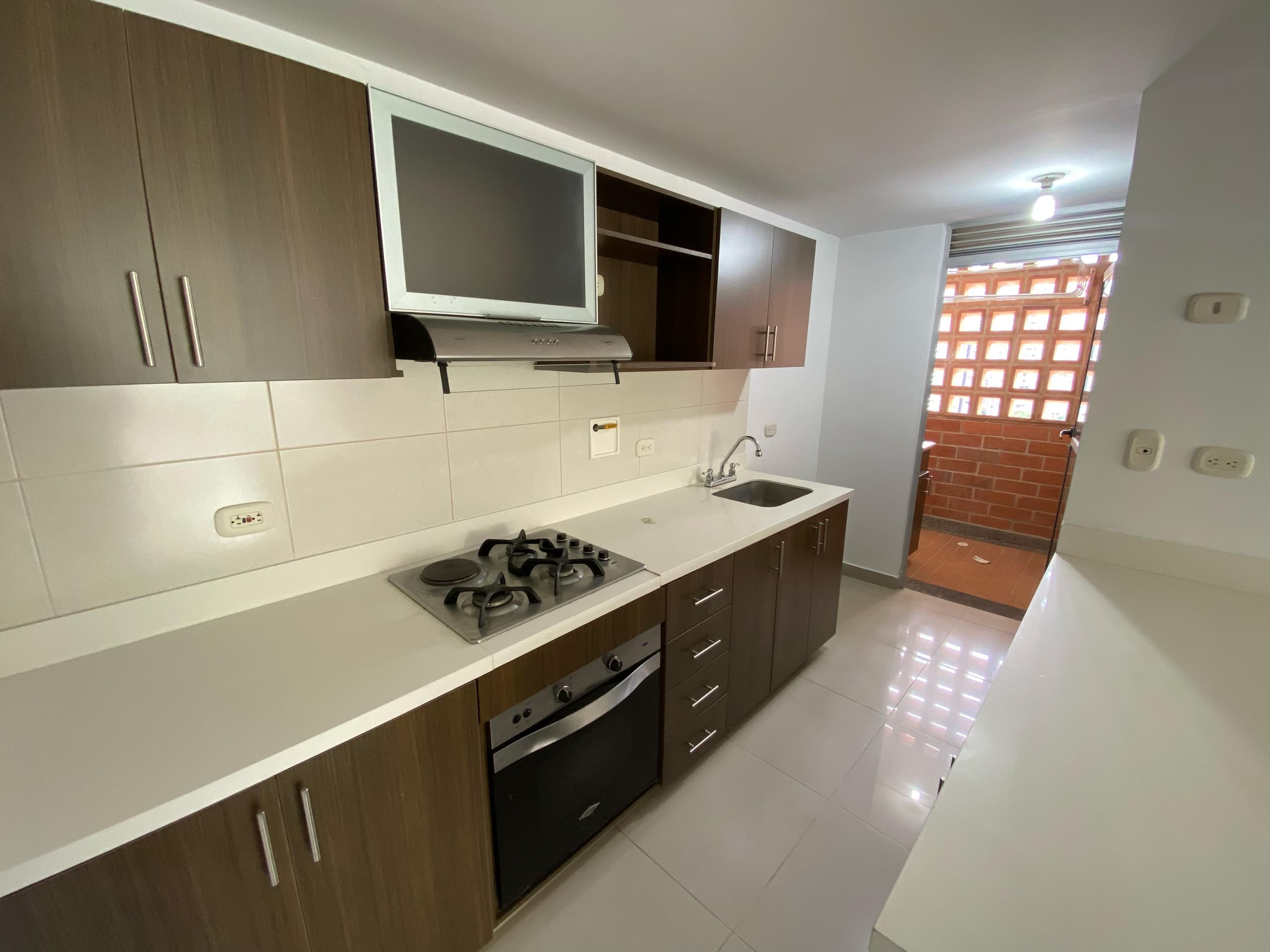 Apartamento en arriendo en San Jose, Sabaneta — foto 1 de 20