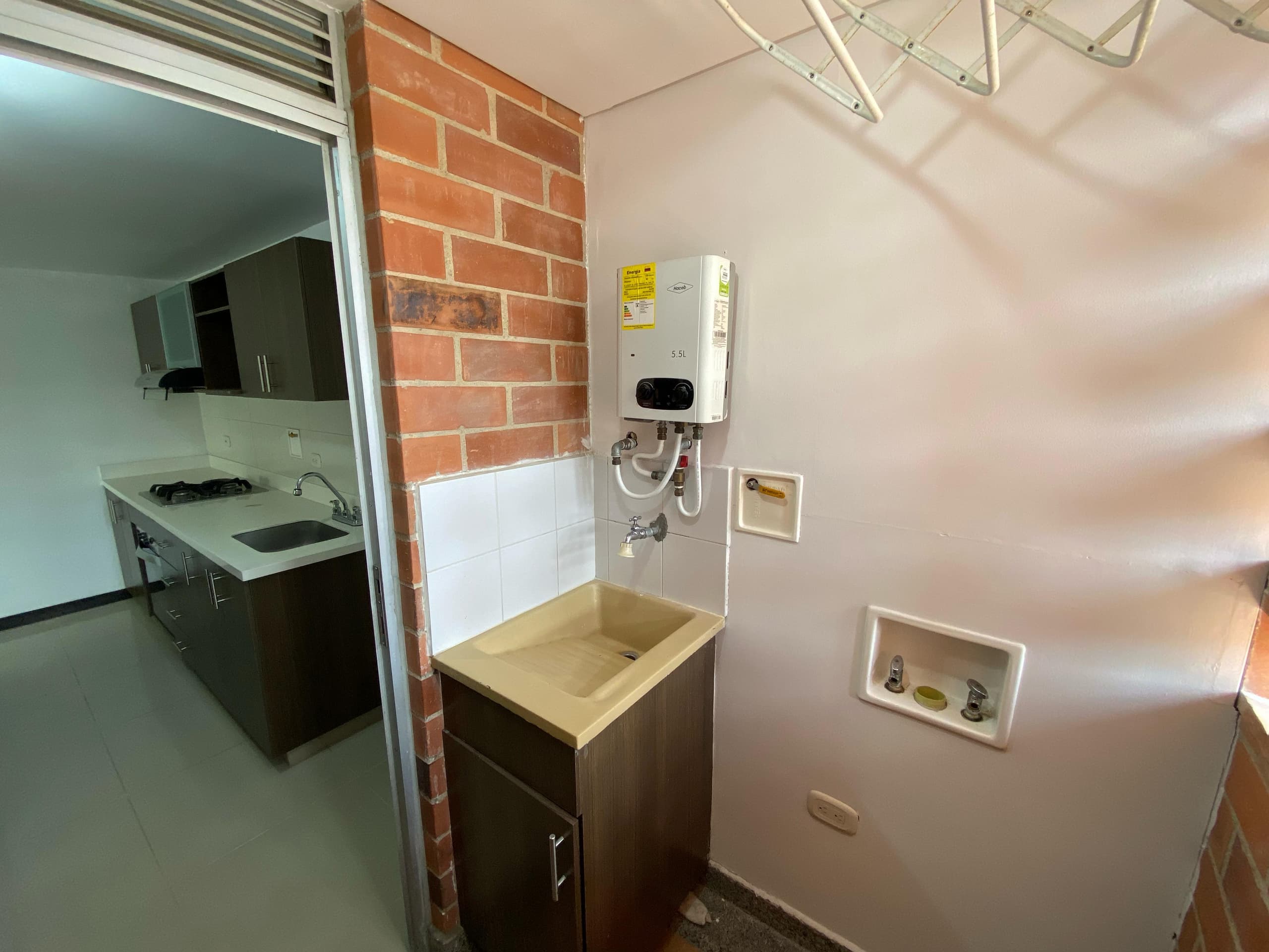 Apartamento en arriendo en San Jose, Sabaneta — foto 5 de 20
