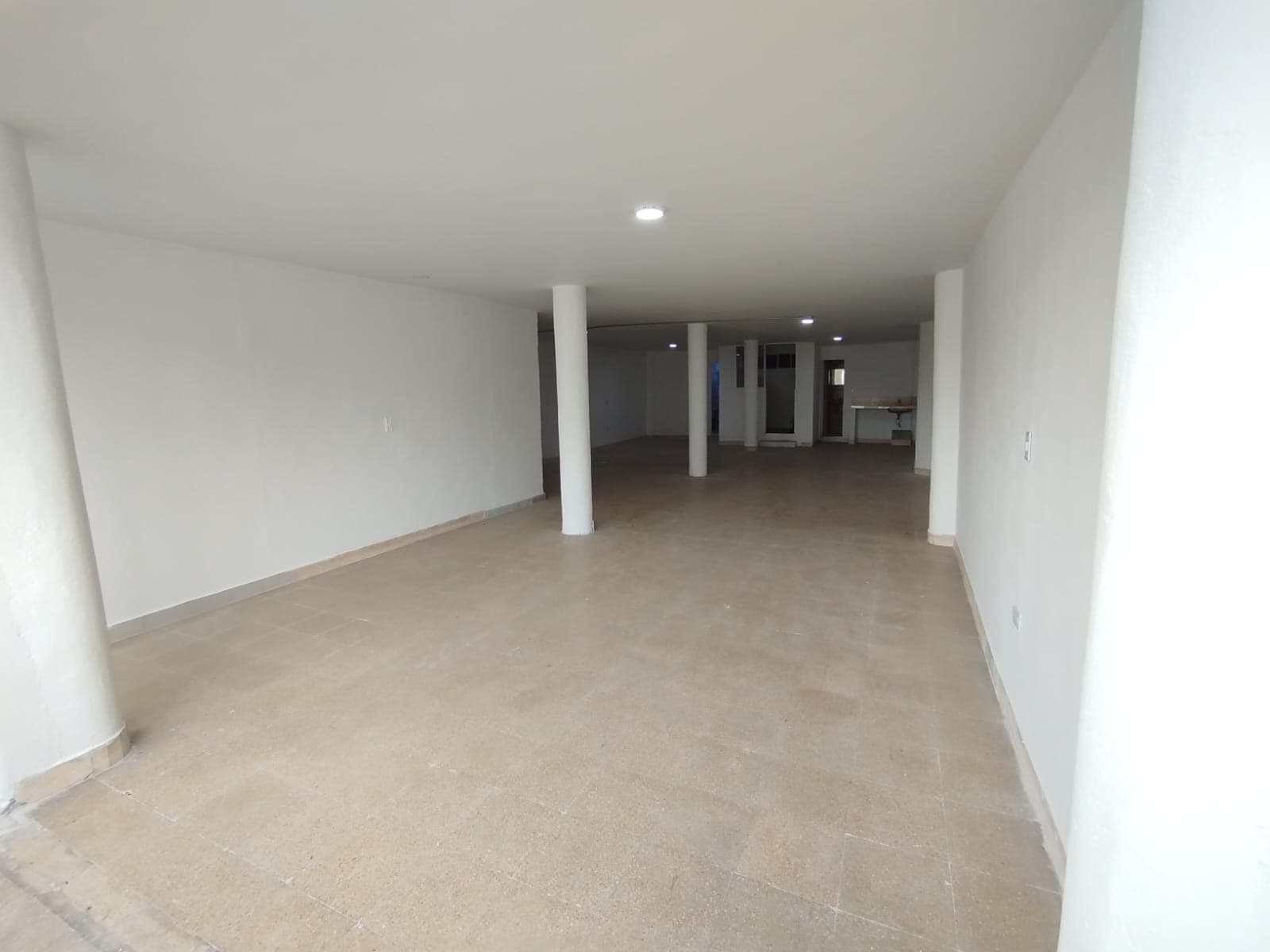 Local en arriendo en Santa Maria, Itagui — foto 1 de 13