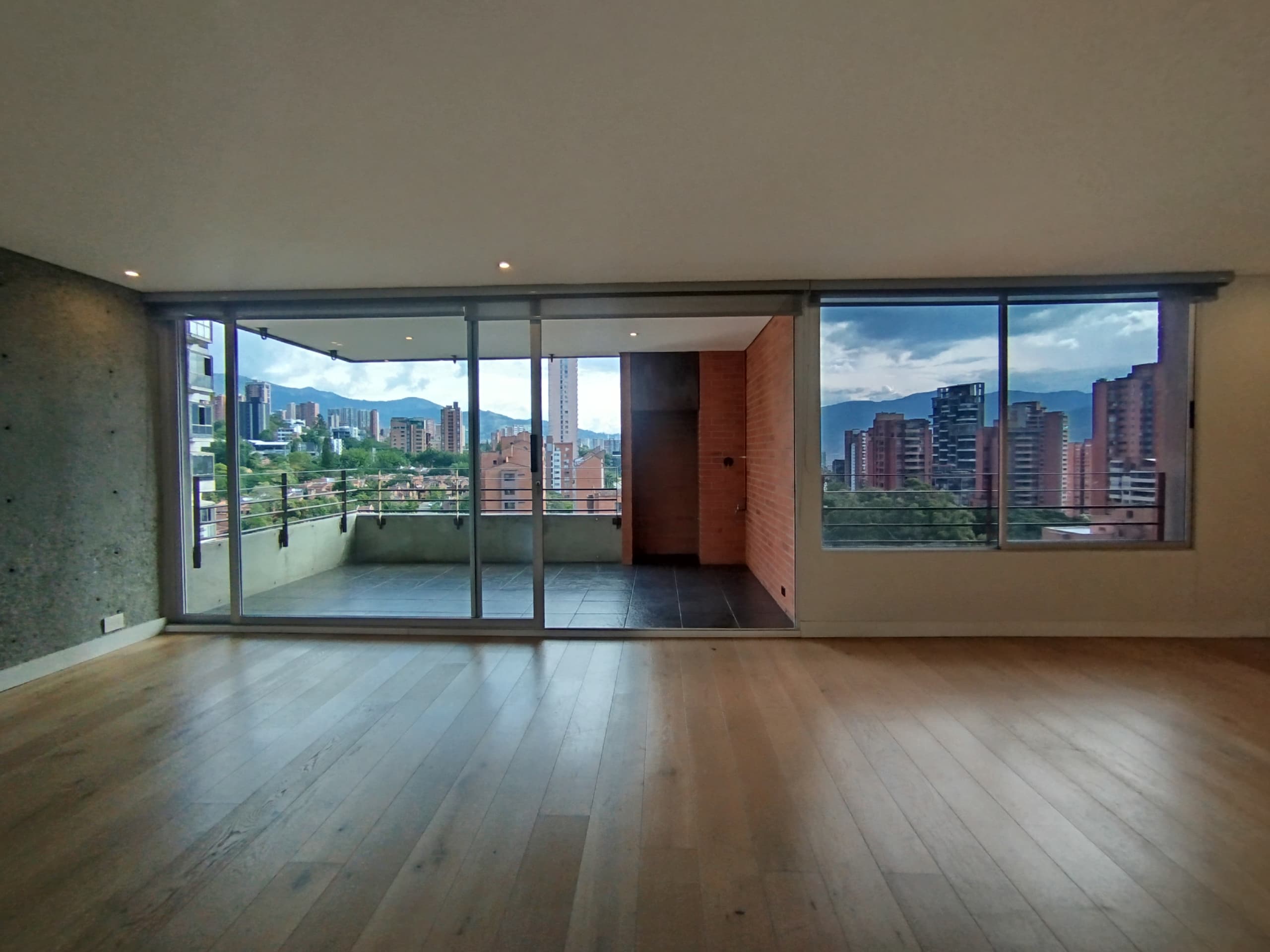 Apartamento en arriendo en Provenza, Poblado, Medellín — foto 2 de 20