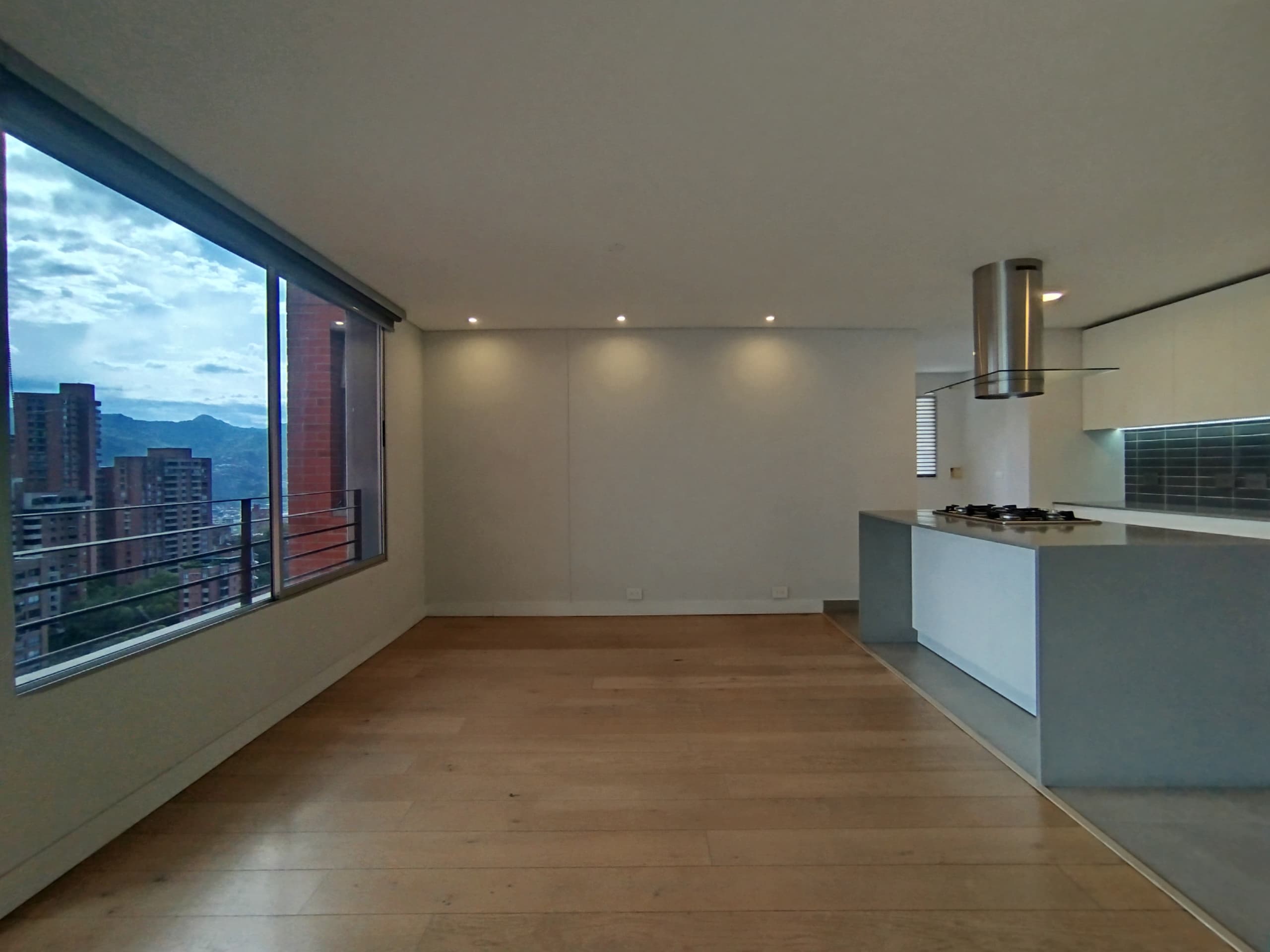 Apartamento en arriendo en Provenza, Poblado, Medellín — foto 5 de 20