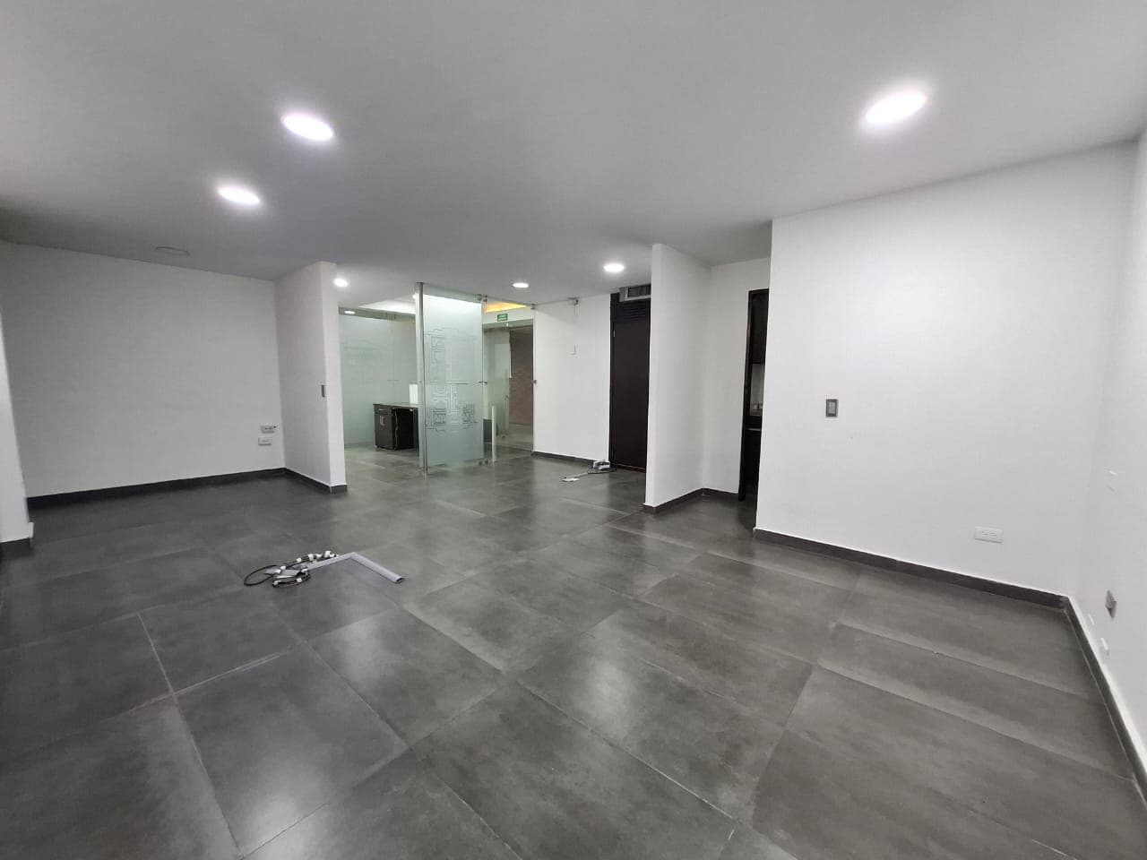 Oficina en arriendo en Guayabal, Itagui — foto 1 de 20