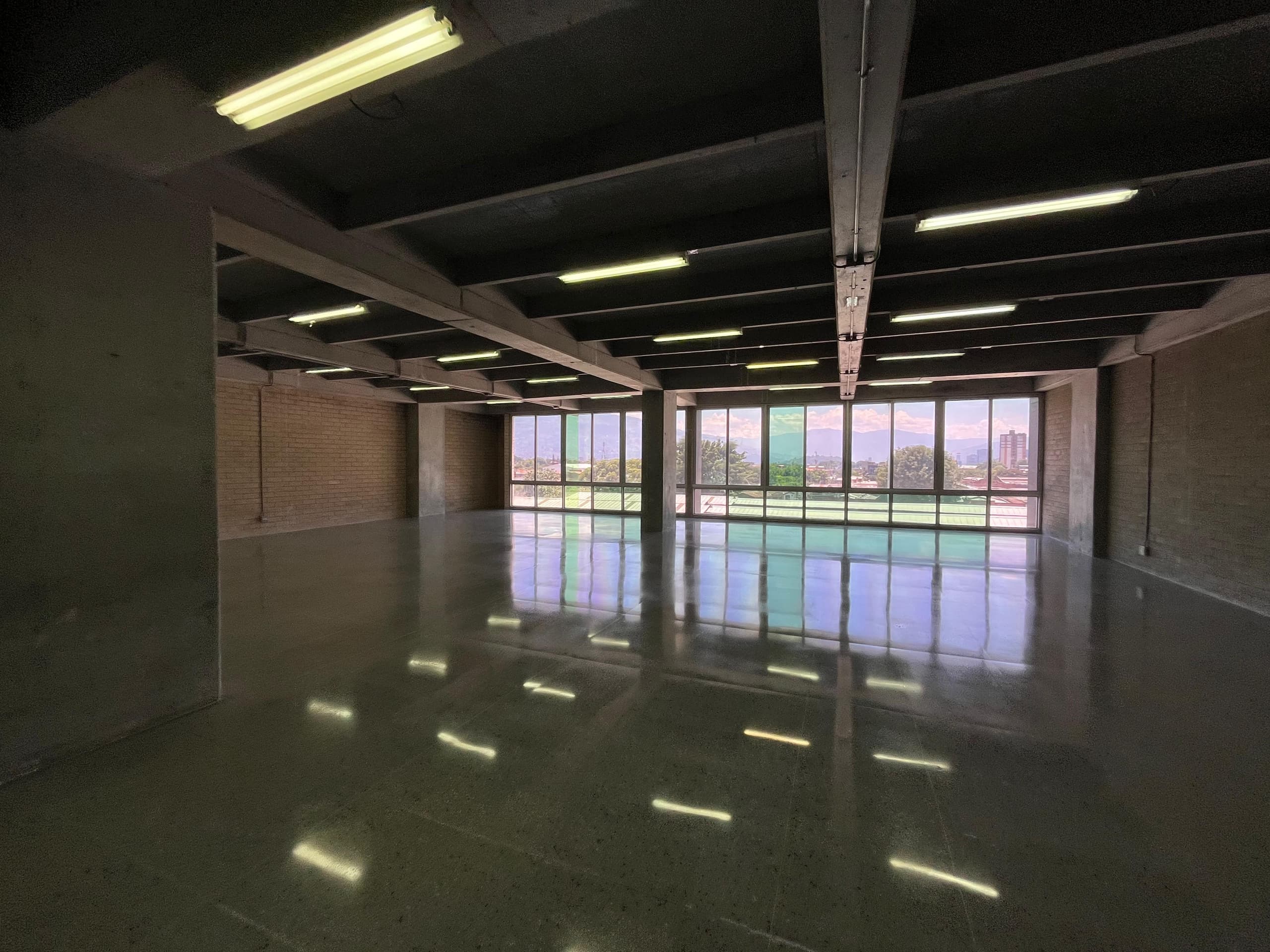 Local en arriendo en Zona Industrial, Guayabal, Medellín — foto 4 de 12