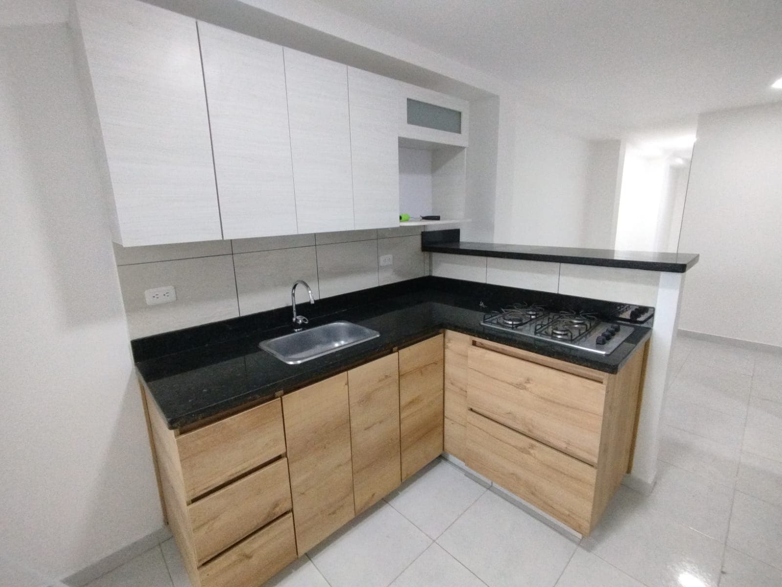 Apartamento en arriendo en La Colinita, Belen, Medellín — foto 1 de 20
