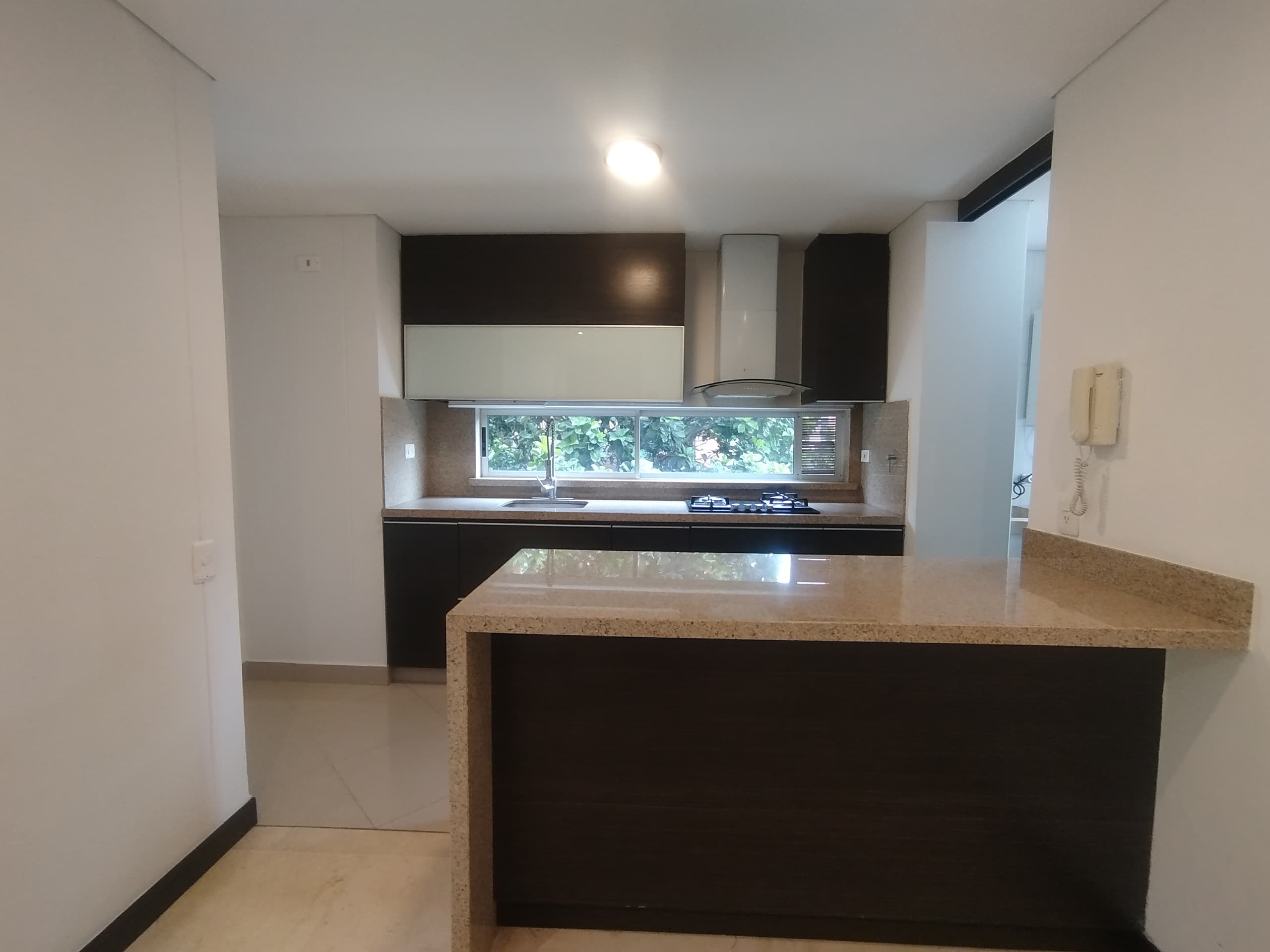 Apartamento en arriendo en Santa María de los Ángeles, Poblado, Medellín — foto 3 de 20