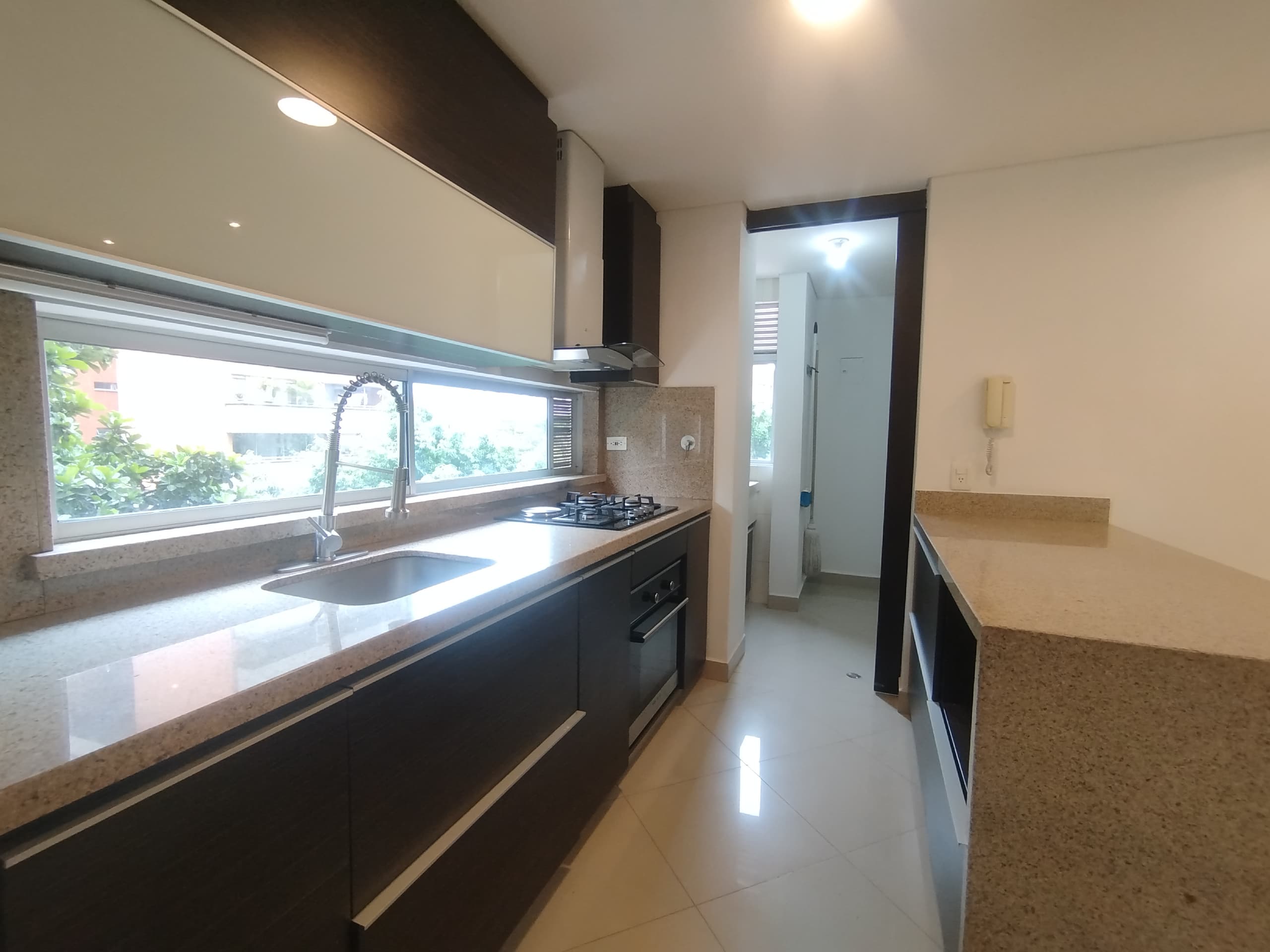 Apartamento en arriendo en Santa María de los Ángeles, Poblado, Medellín — foto 5 de 20