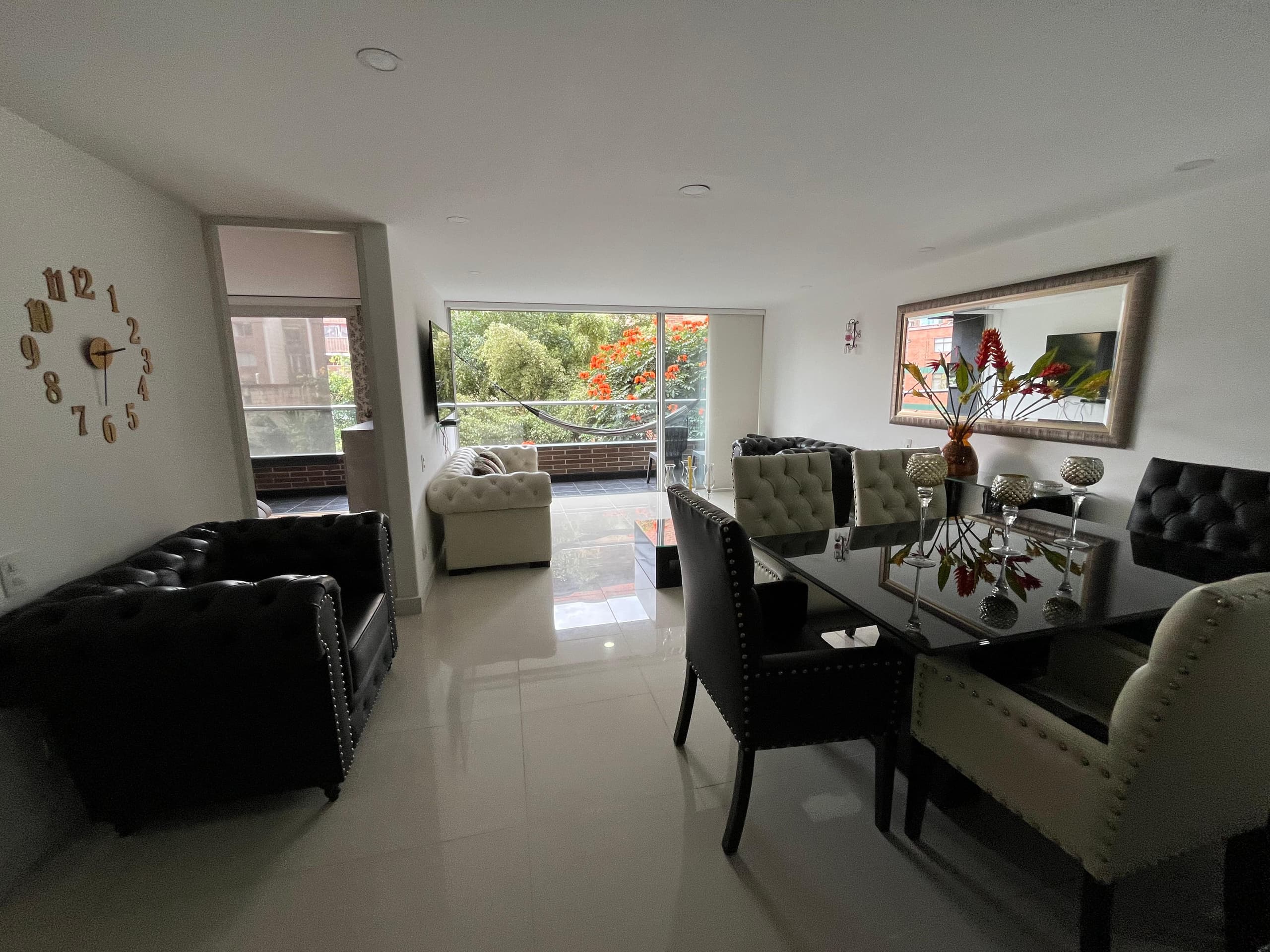 Apartamento en arriendo en Zuñiga, Envigado — foto 1 de 16