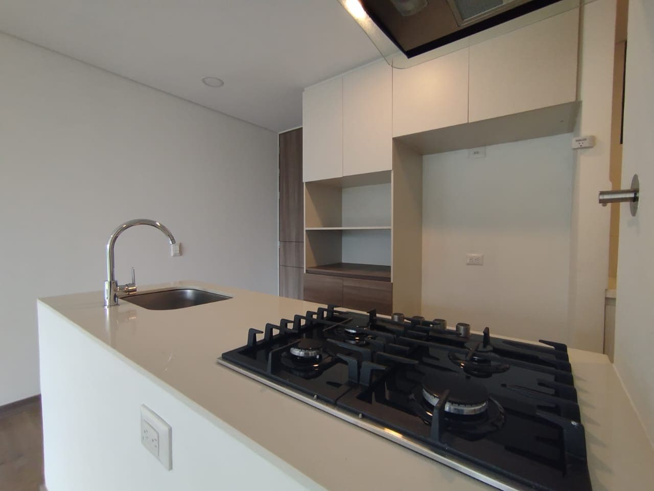 Apartamento en arriendo en Retiro — foto 2 de 15