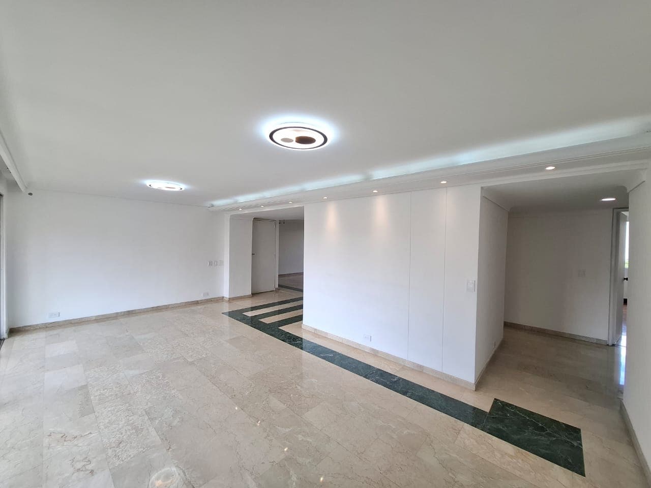 Apartamento en arriendo en Loma De Los Parras, Poblado, Medellín — foto 5 de 20