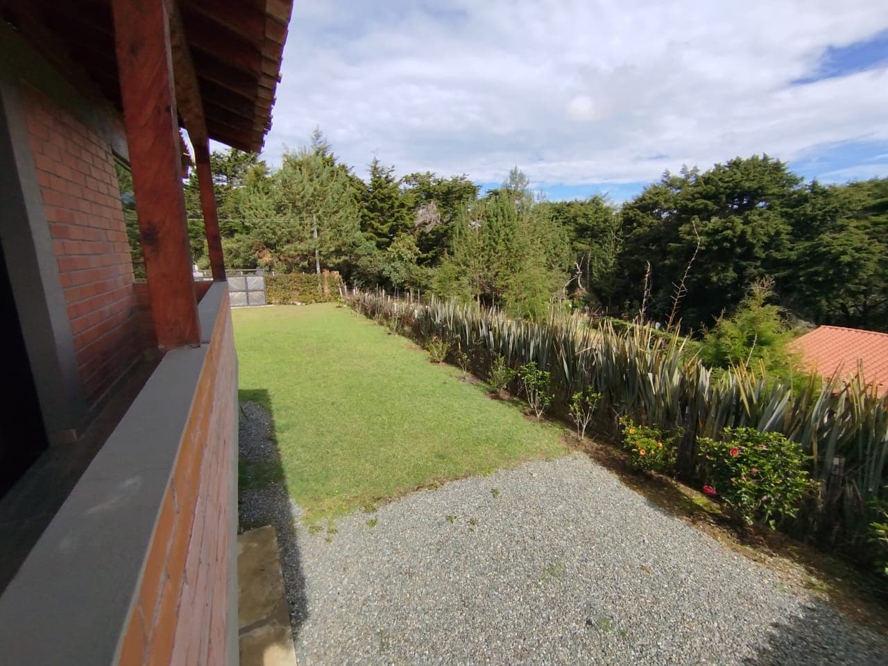 Casa Campestre en arriendo en Santa Elena, Medellín — foto 2 de 20