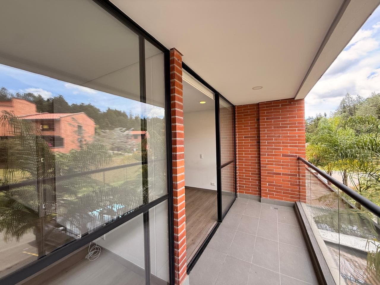 Apartamento en arriendo en Retiro — foto 3 de 18