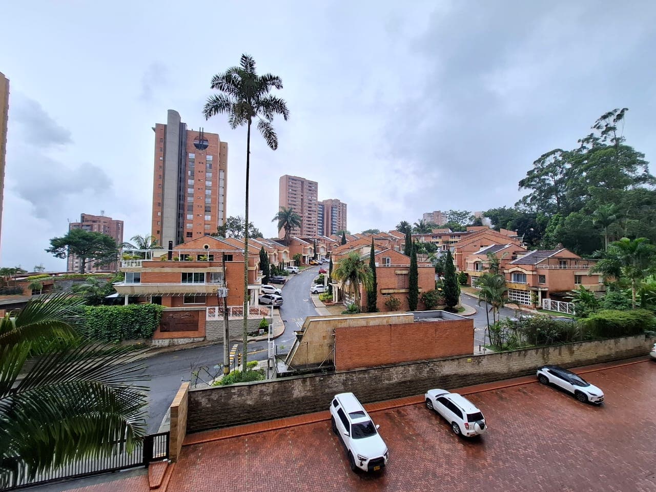 Apartamento en arriendo en El Tesoro, Poblado, Medellín — foto 3 de 20