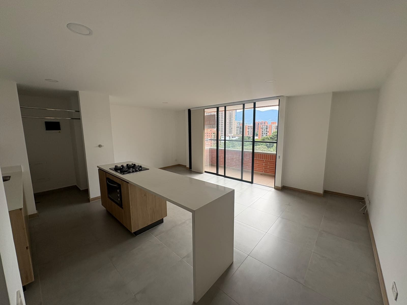 Apartamento en arriendo en Zuñiga, Envigado — foto 3 de 16