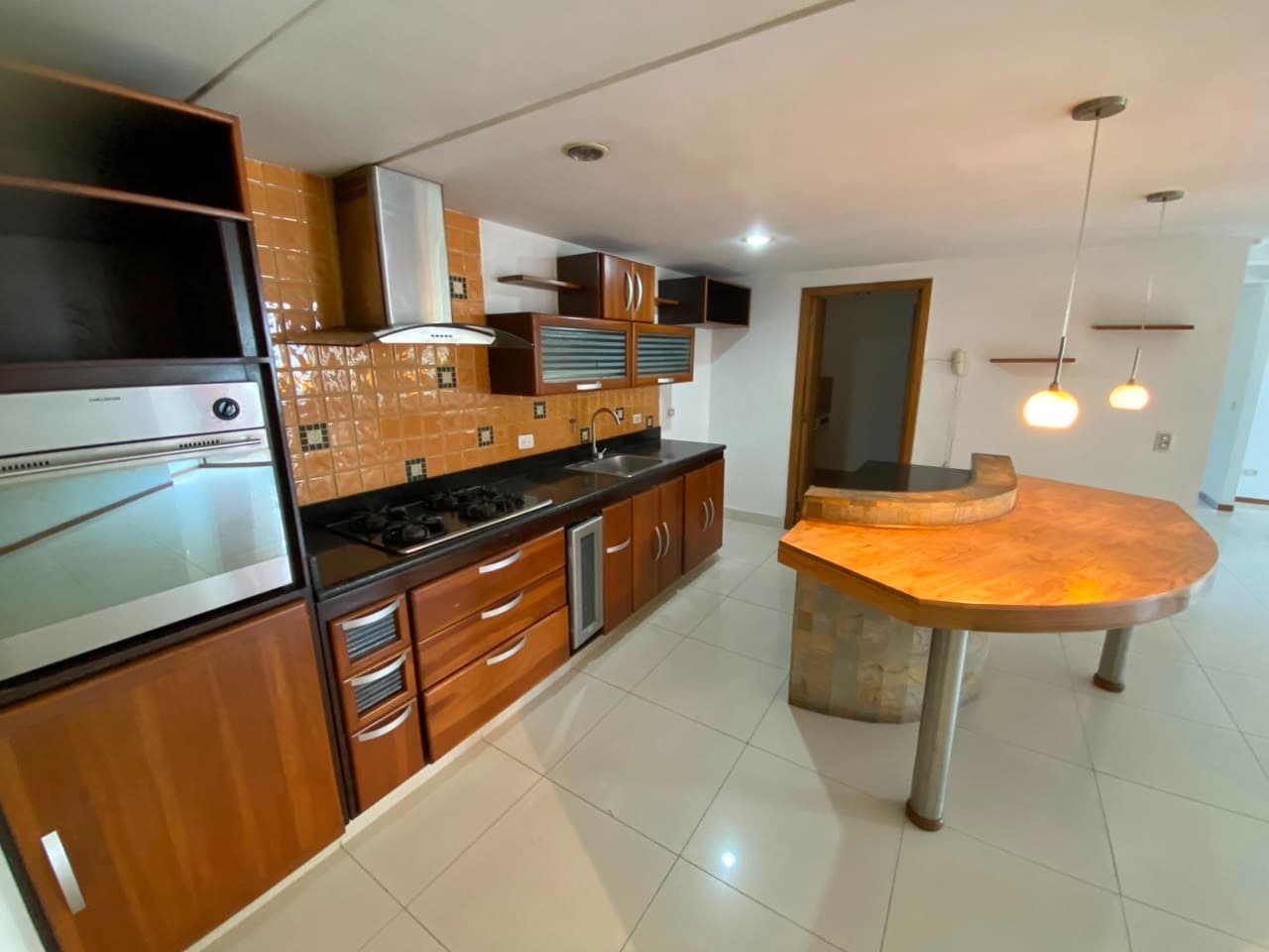 Apartamento en arriendo en Las Lomitas, Sabaneta — foto 1 de 20
