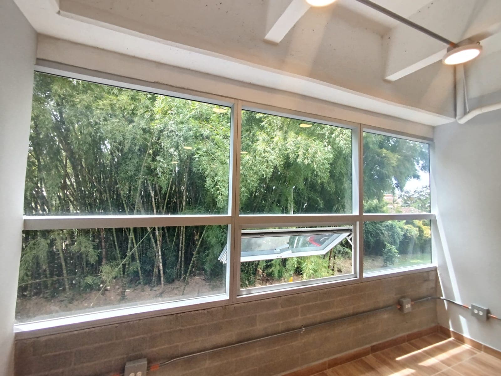 Local en arriendo en Rionegro — foto 2 de 4