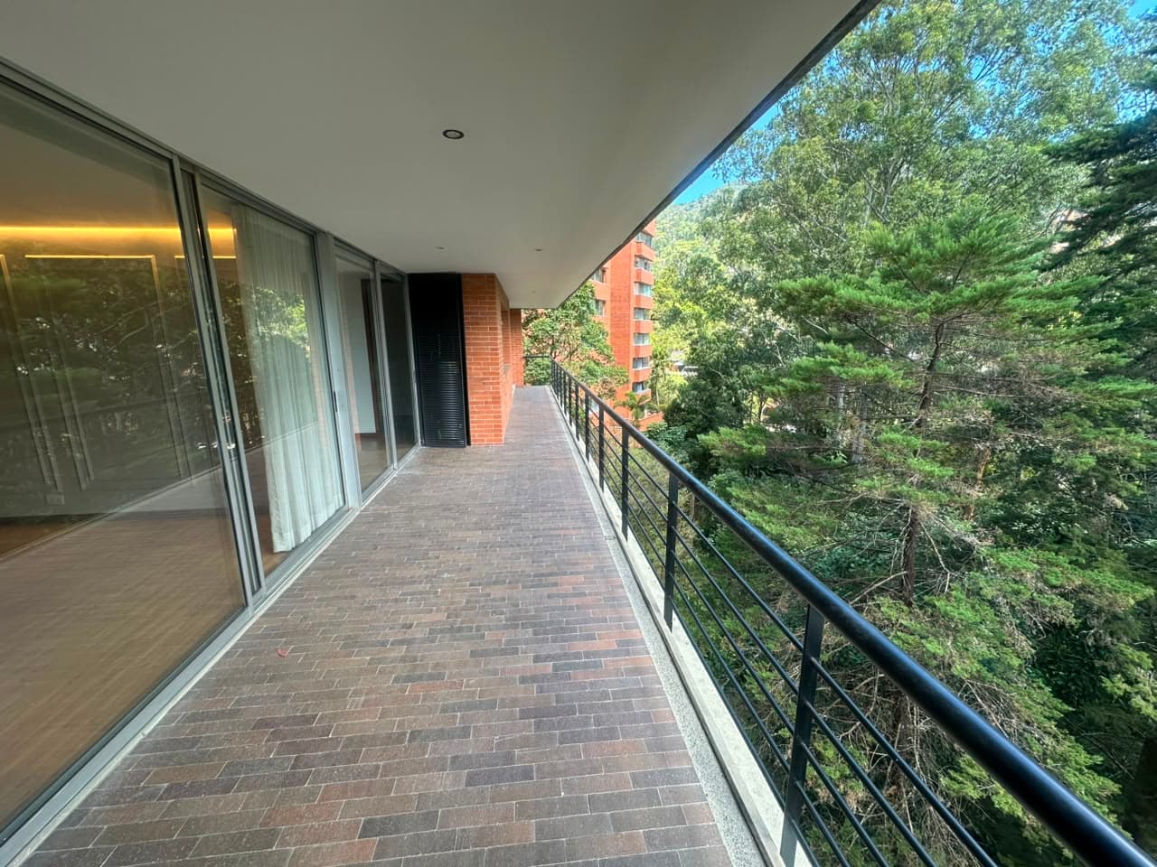 Apartamento en arriendo en Nuevo Poblado, Medellín — foto 4 de 15