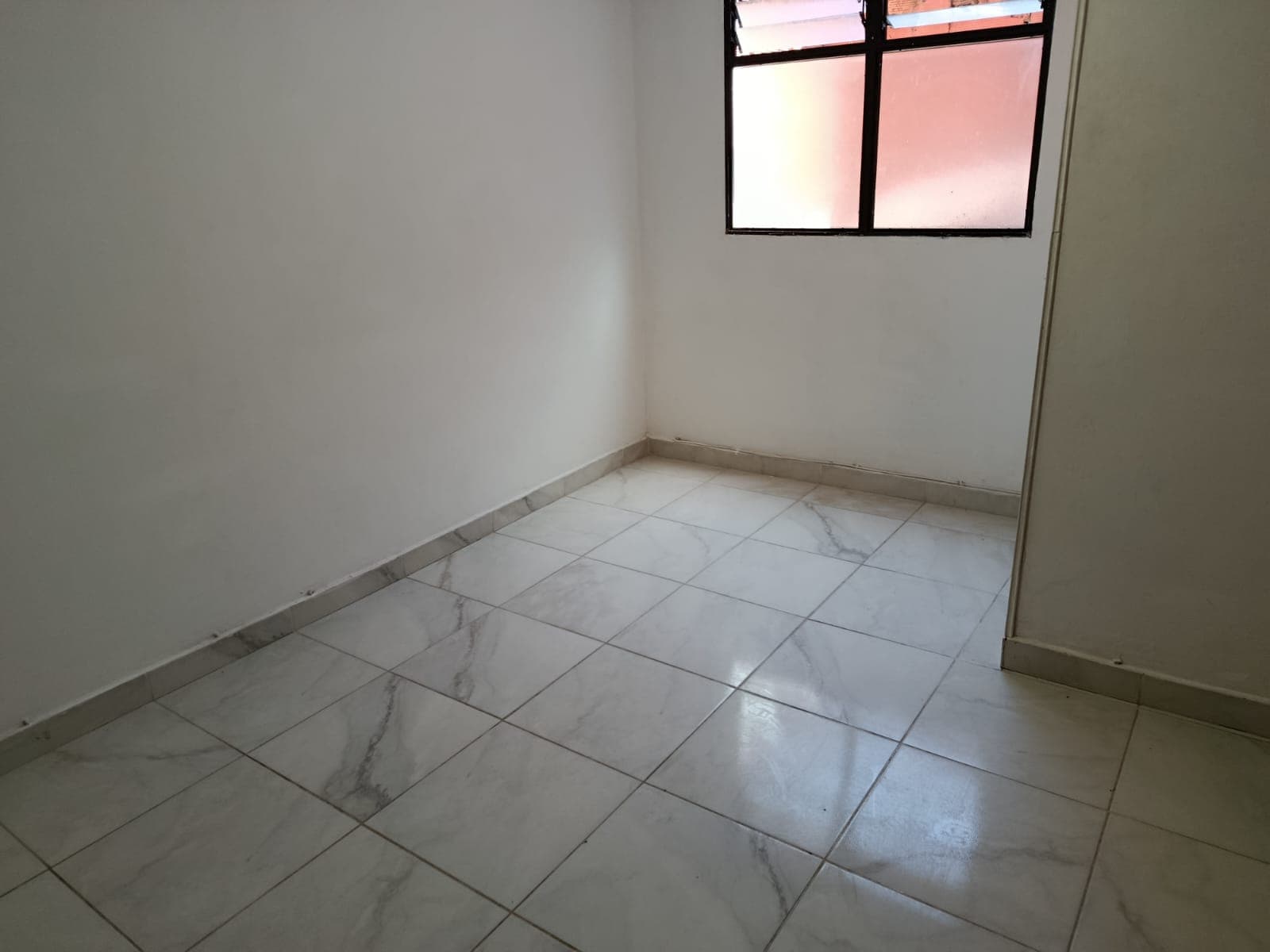 Apartaestudio en arriendo en El Velódromo, Laureles, Medellín — foto 5 de 11