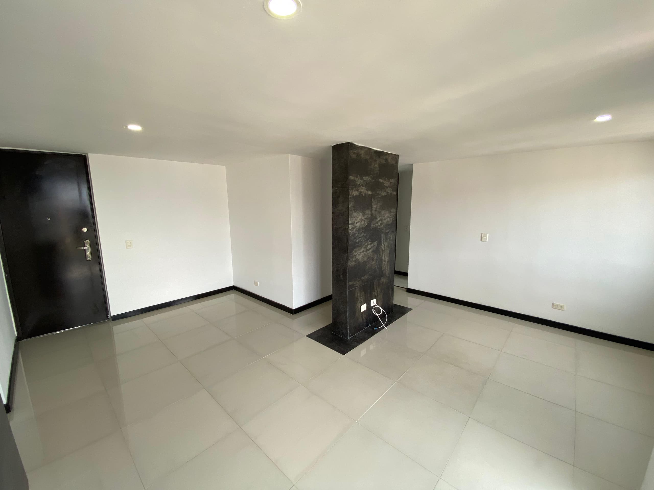 Apartamento en arriendo en Calle Larga, Sabaneta — foto 3 de 18